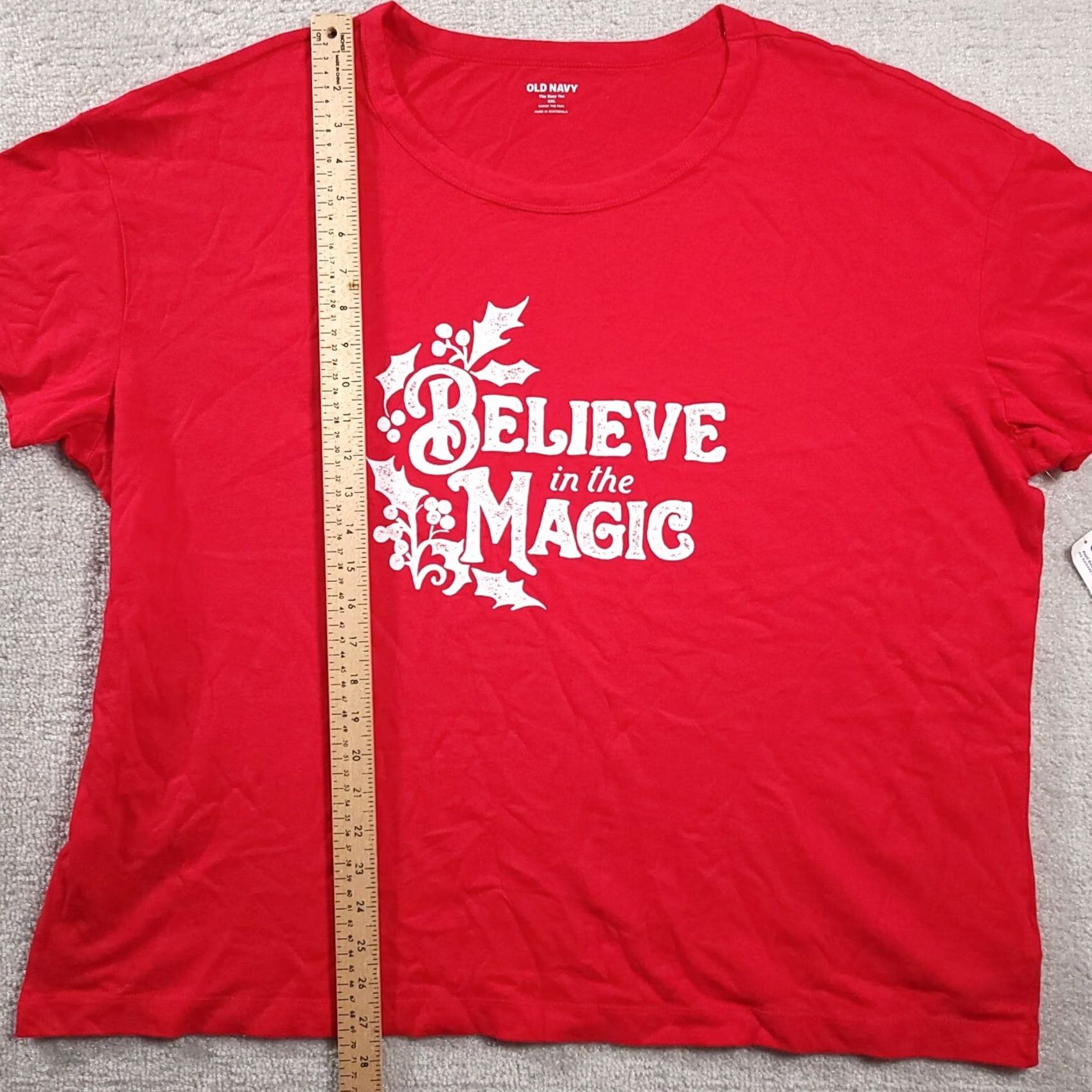 Old Navy Old Navy T-Shirt Womens Christmas Red XXL Graphic Believe in the Magic Holiday Basic Short Sleeve Round Neck Pullover Size XXL / US 16-18 / IT 52-54 - 5 Thumbnail