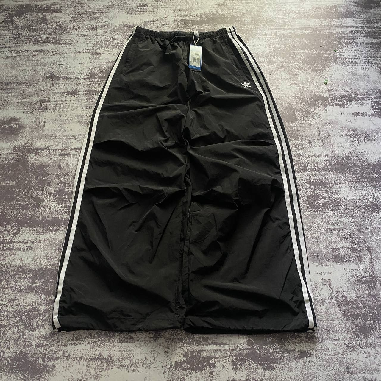 9/6（土）終了予定　Balenciaga adidas pants 9/6（土）終了予定 Balenciaga adidas pants - メルカリ