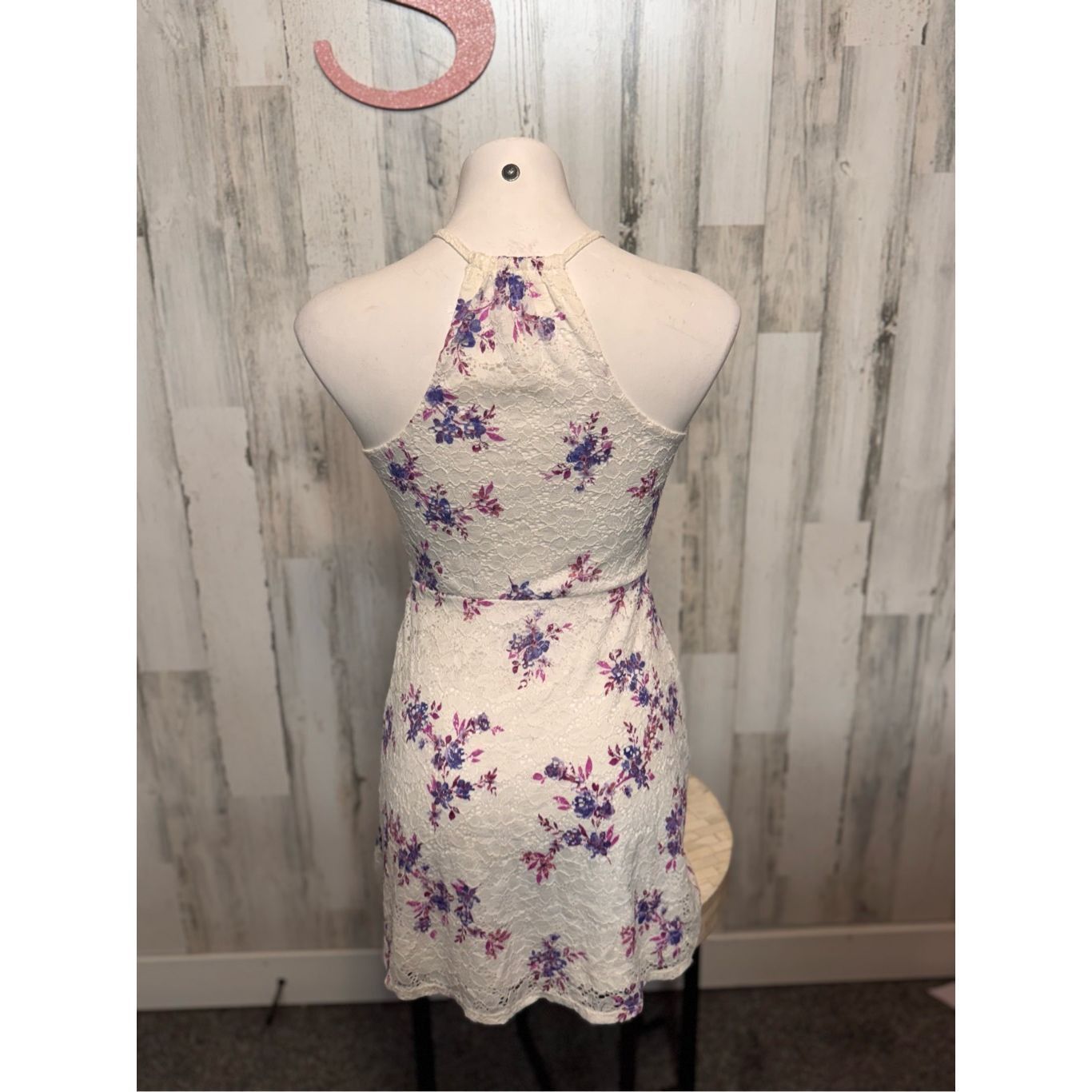 Other Candie’s White Floral Lace Halter Dress XS Size XS / US 0-2 / IT 36-38 - 4 Thumbnail