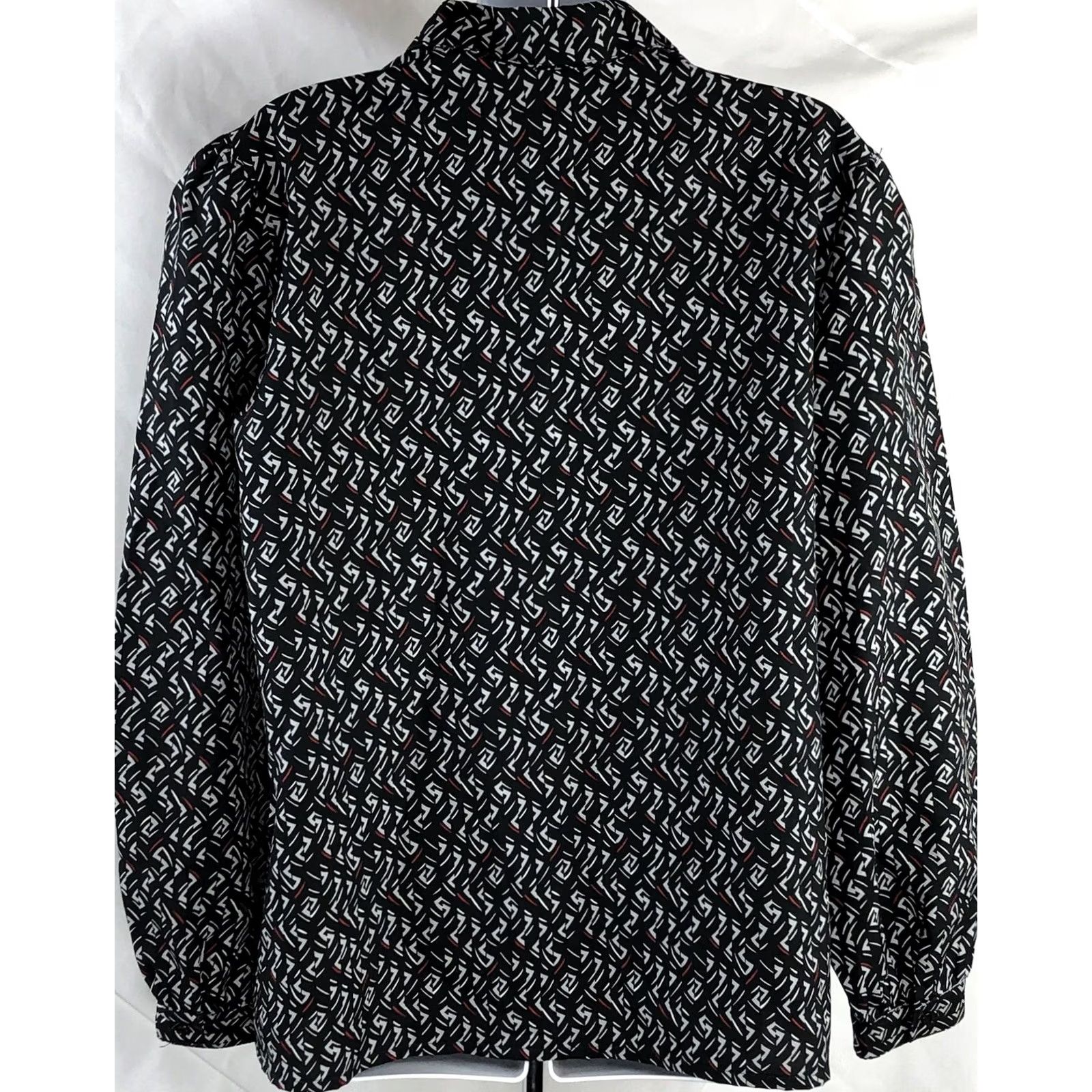 Vintage User: Original Title: Vintage Act III 70s 80s Top XL Blk Gray Geo Artsy Career office secretary ILGWU Size XL / US 12-14 / IT 48-50 - 3 Thumbnail