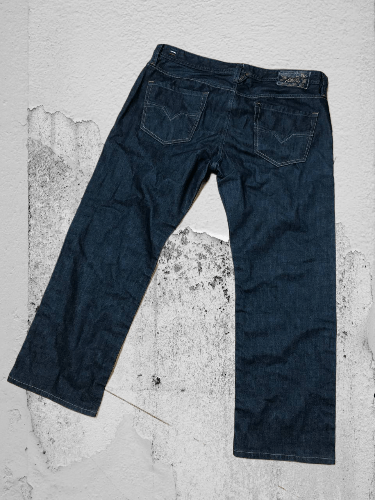 Diesel × Japanese Brand Dirty Painted Distressed Thrashed Faded Baggy Jeans Y2K Size US 36 / EU 52 - 1 Thumbnail