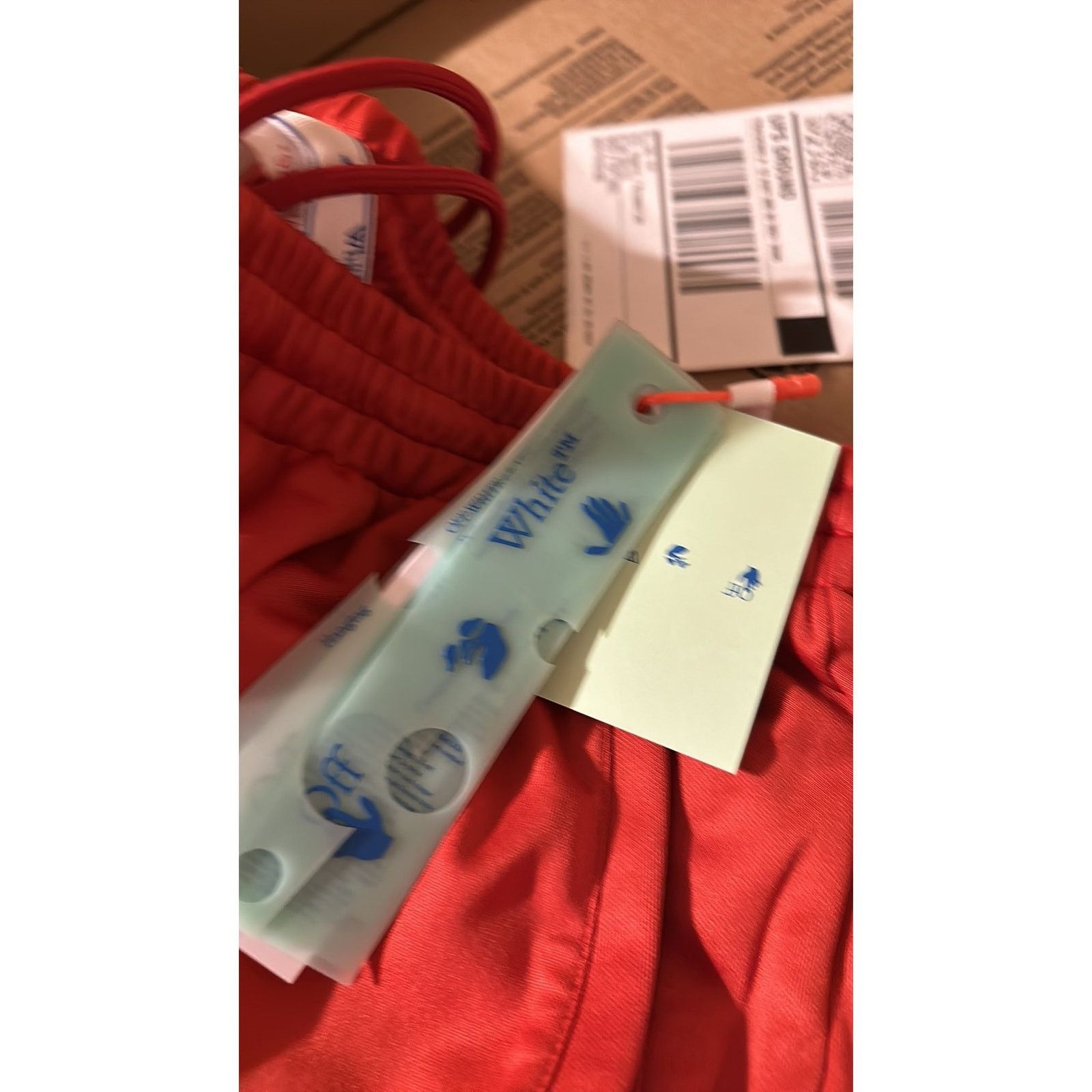 Off-White Off-White Hand Logo Shorts Red M Size ONE SIZE - 8 Thumbnail