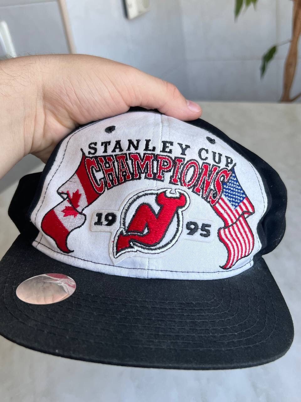 NHL × Starter × Vintage Vintage 1995 New Jersey Devils Stanley Cup Hat Size ONE SIZE - 9 Thumbnail