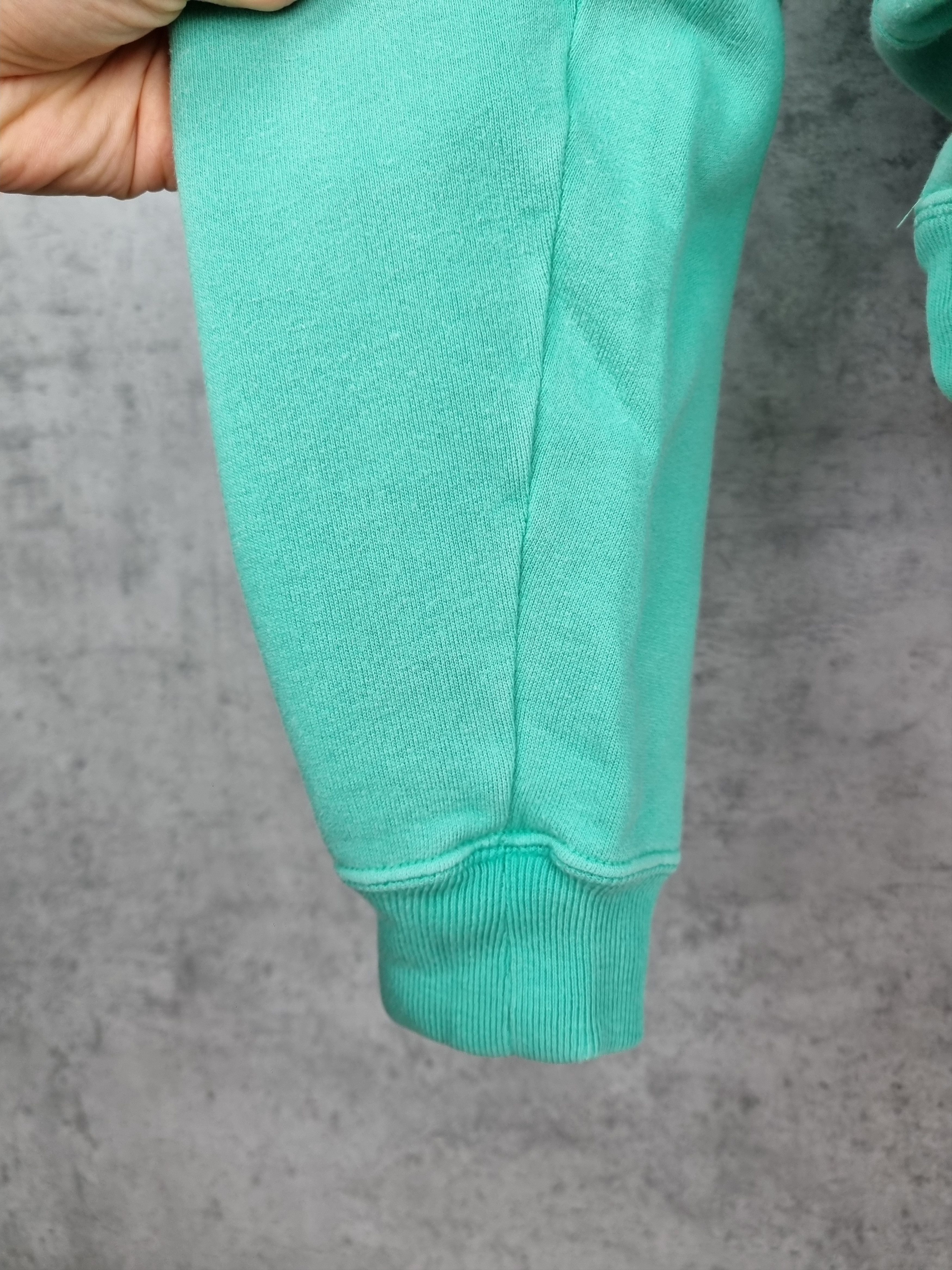 Valentino × Vintage 90s Valentino Big Logo Oversized Mint Sweatshirt Size US M / EU 48-50 / 2 - 8 Thumbnail