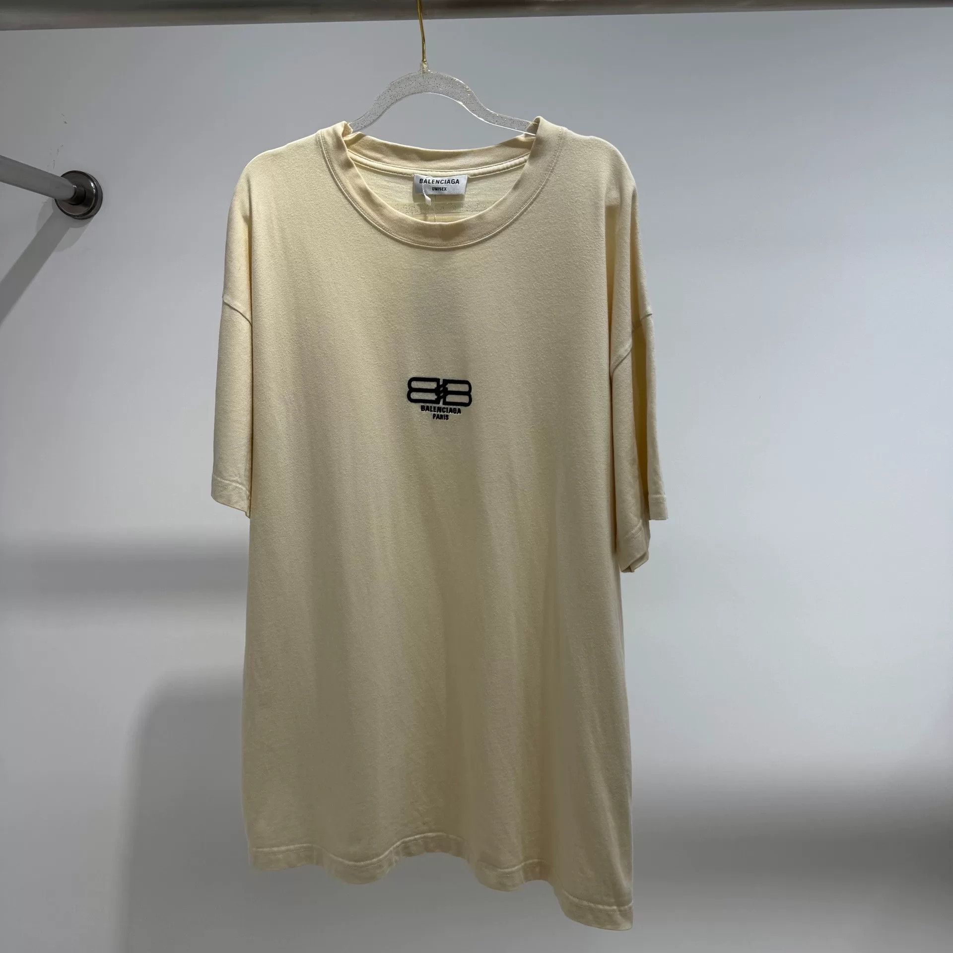 Japanese Brand Balenciaga Chest Embroidery Double B Short Sleeve Size US XL / EU 56 / 4 - 1 Thumbnail