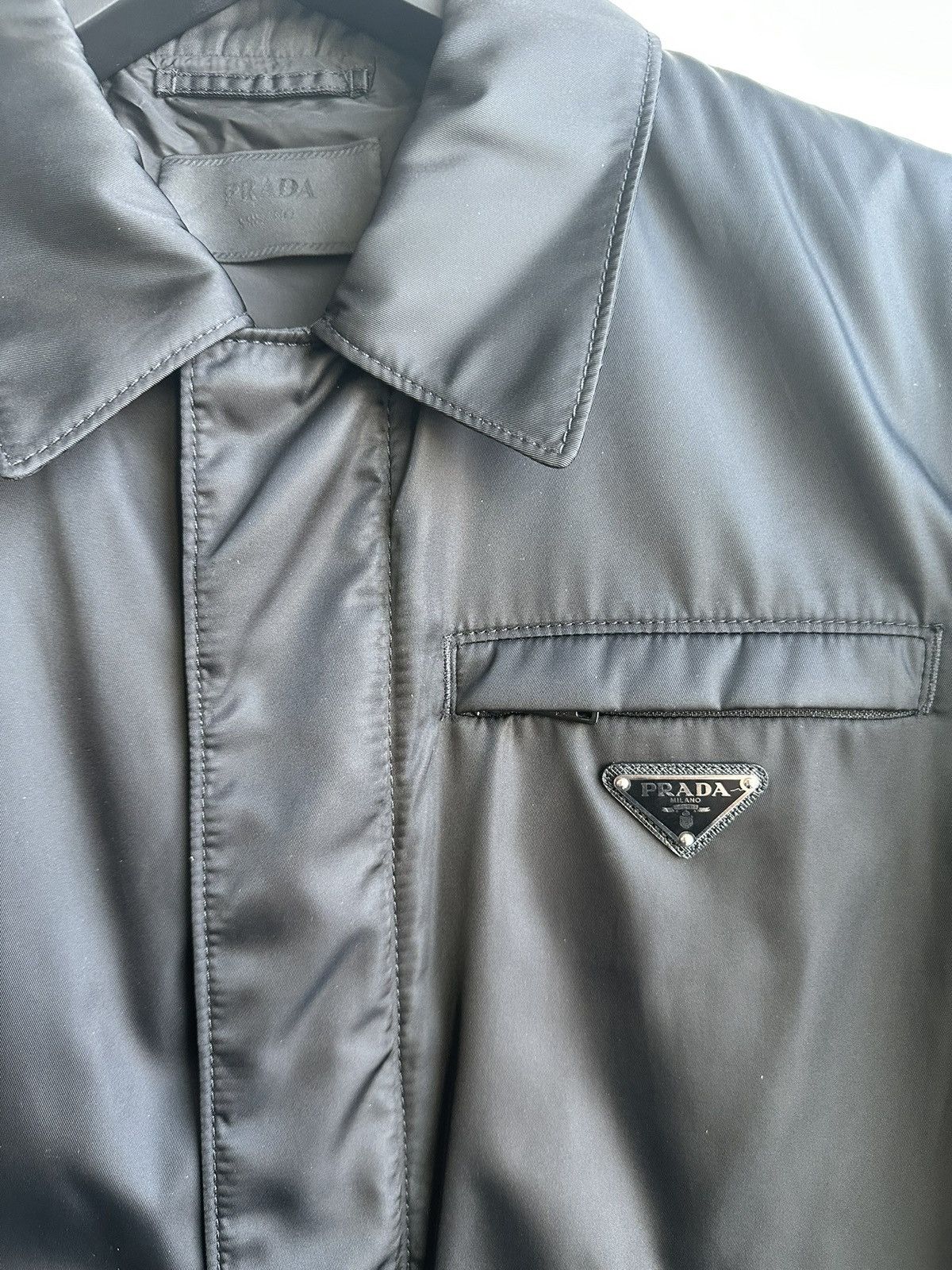 Prada Re-Nylon Black Coat w/ Enamel Logo Size US L / EU 52-54 / 3 - 2 Thumbnail
