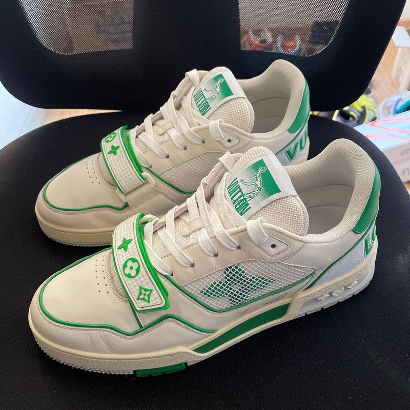 Louis Vuitton Louis Vuitton Classic Vintage Fashion Sneakers for Men 0079 Size US 8 / EU 41 - 1 Thumbnail