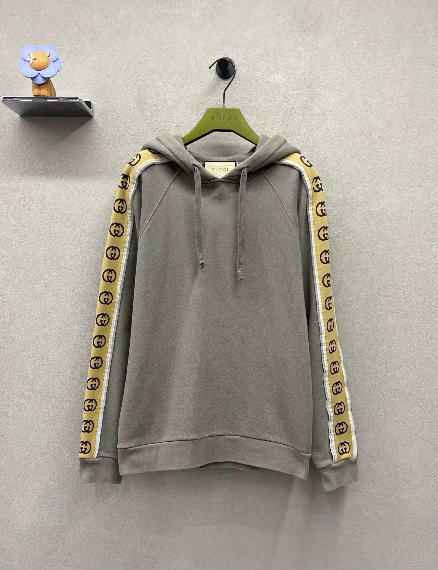 gucci gray brown hooded long sleeve sweatshirt