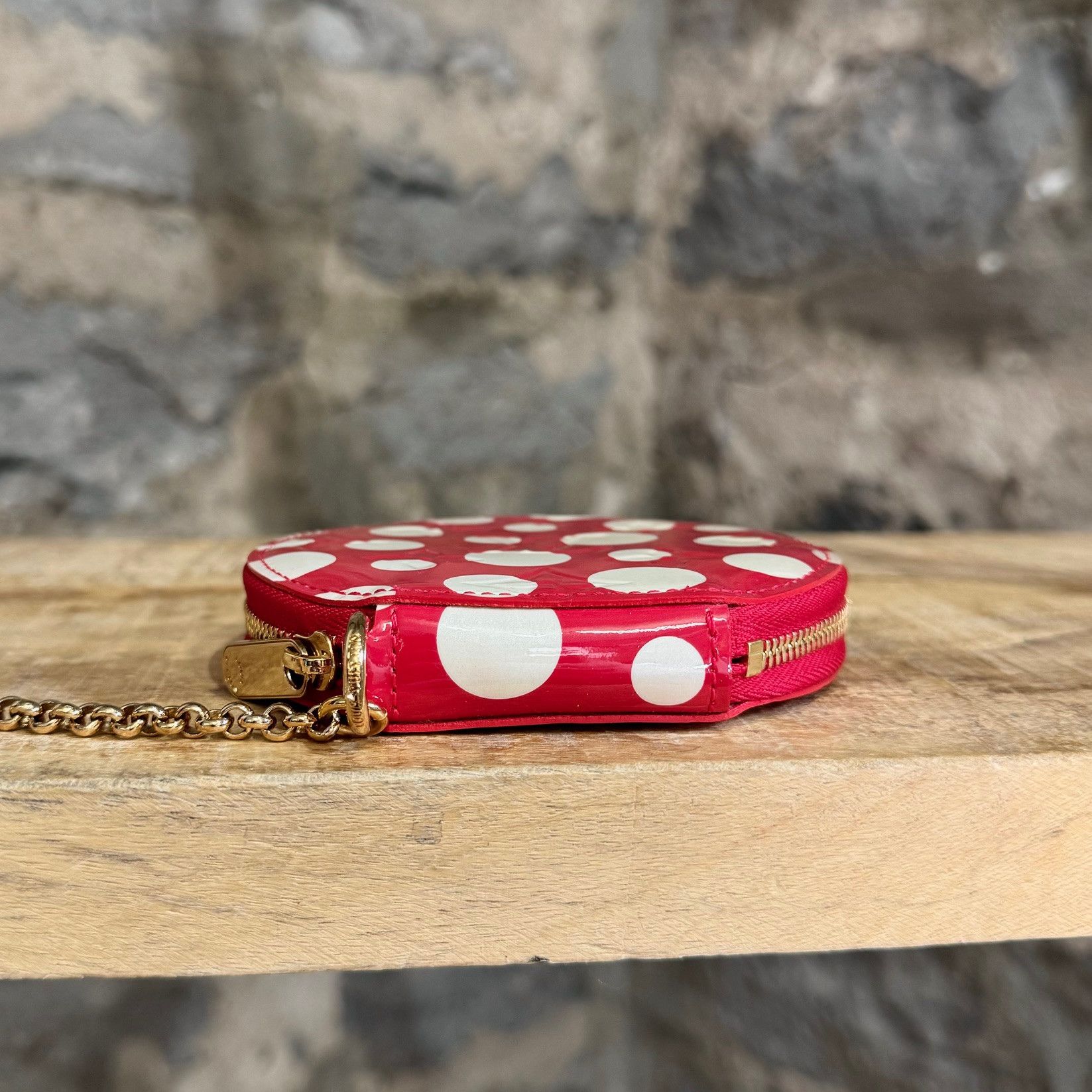Louis Vuitton × Yayoi Kusama Louis Vuitton X Yayoi Kusama Red Vernis Dot Coin Purse Size ONE SIZE - 7 Thumbnail