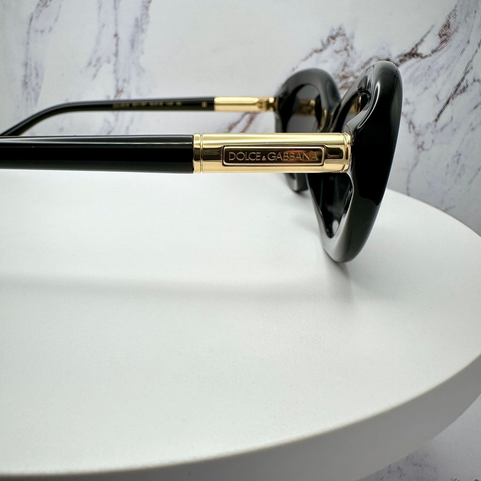 Dolce & Gabbana New Dolce & Gabbana Sunglasses Black Oval Cat Eye Gold Metal Size ONE SIZE - 5 Thumbnail