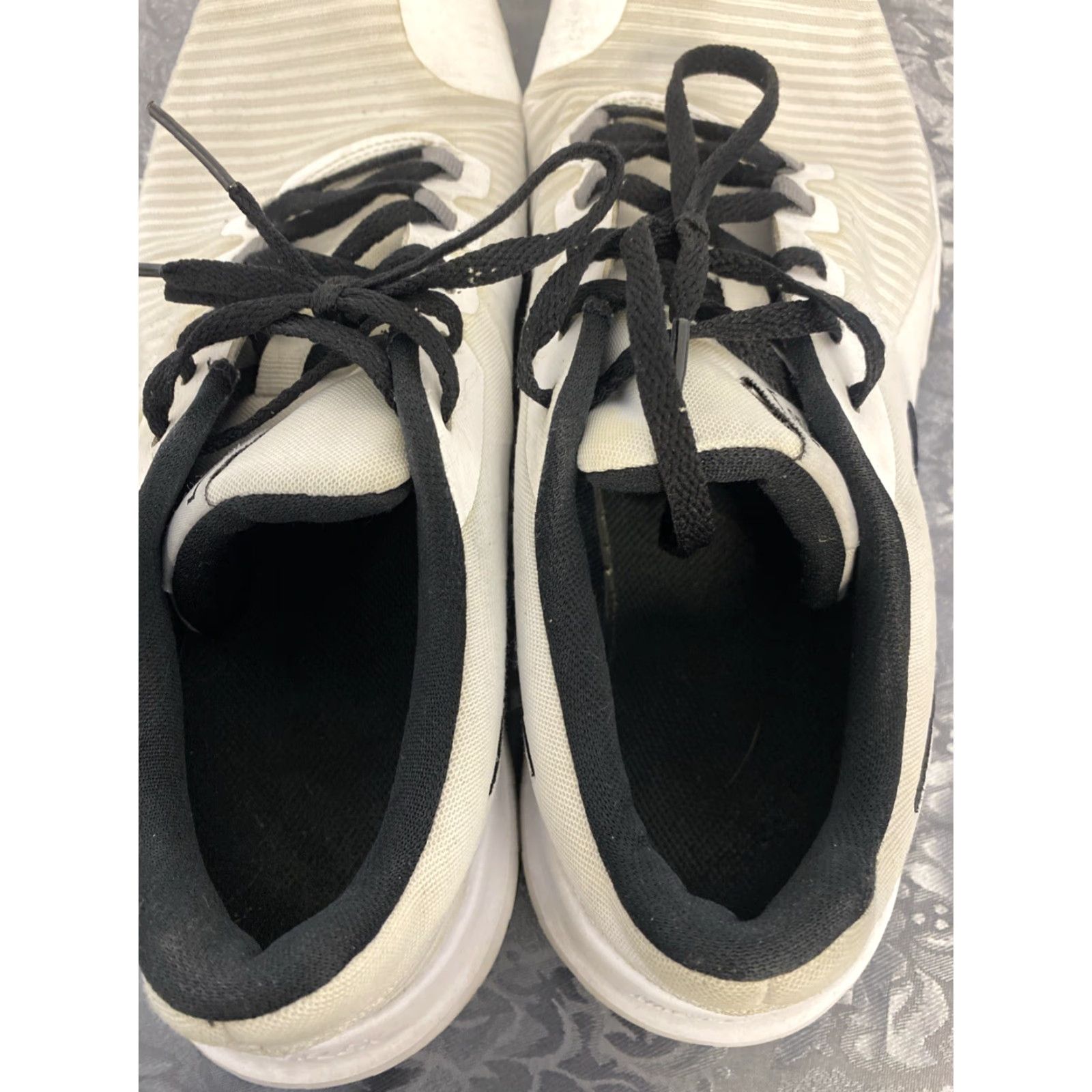Nike Nike Flex Control 4 Sneaker Men Size 11 White UK 10 EU 45 Nike CD0197-100 Size US 10 / EU 43 - 7 Thumbnail