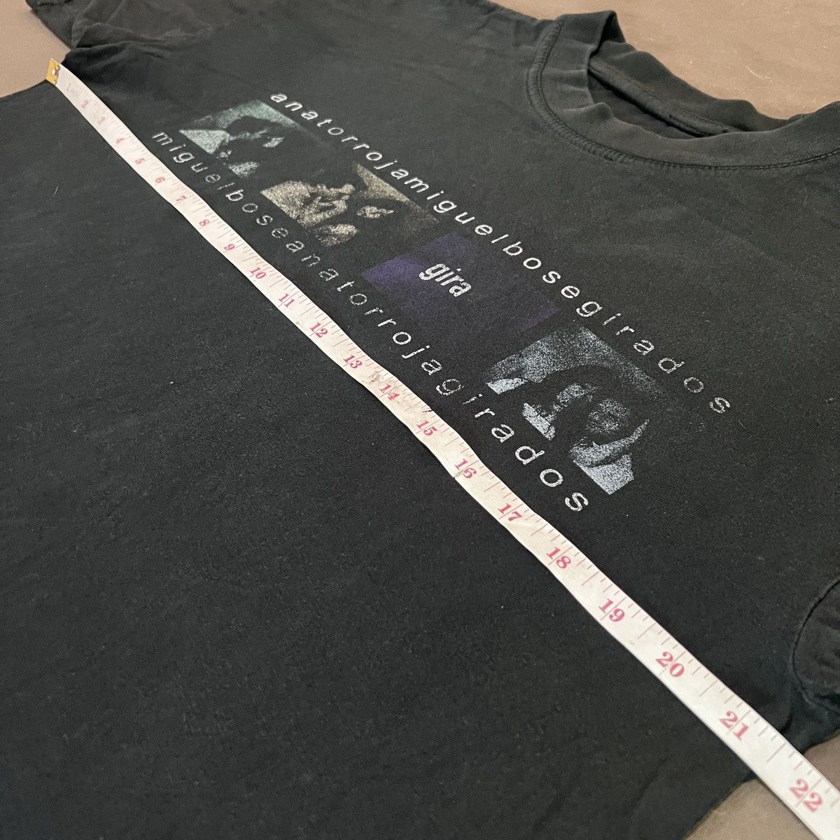 Band Tees × Vintage Vintage Girados Live Miguel Bosé Ana Torroja Tee Faded Size US L / EU 52-54 / 3 - 9 Thumbnail