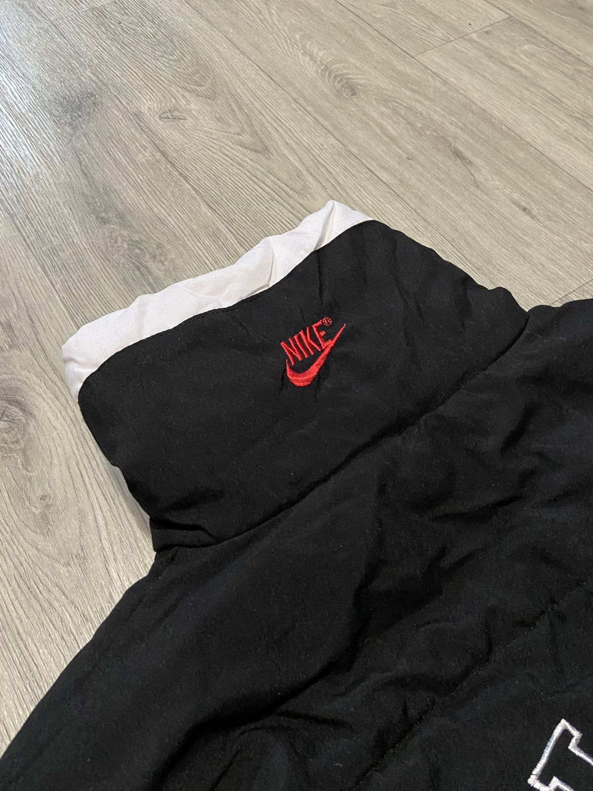 Nike Nike vintage 90s puffer jacket big logo reversible RARE Size US XL / EU 56 / 4 - 9 Thumbnail