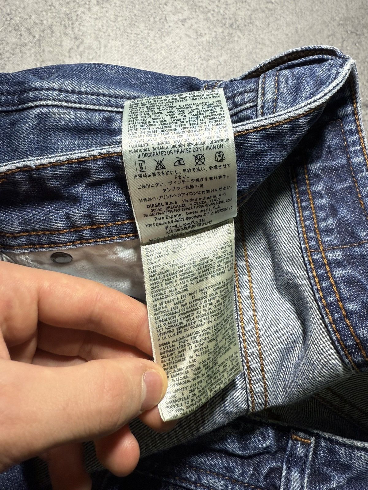 Diesel Vintage Diesel Jeans Faded Size US 36 / EU 52 - 19 Thumbnail