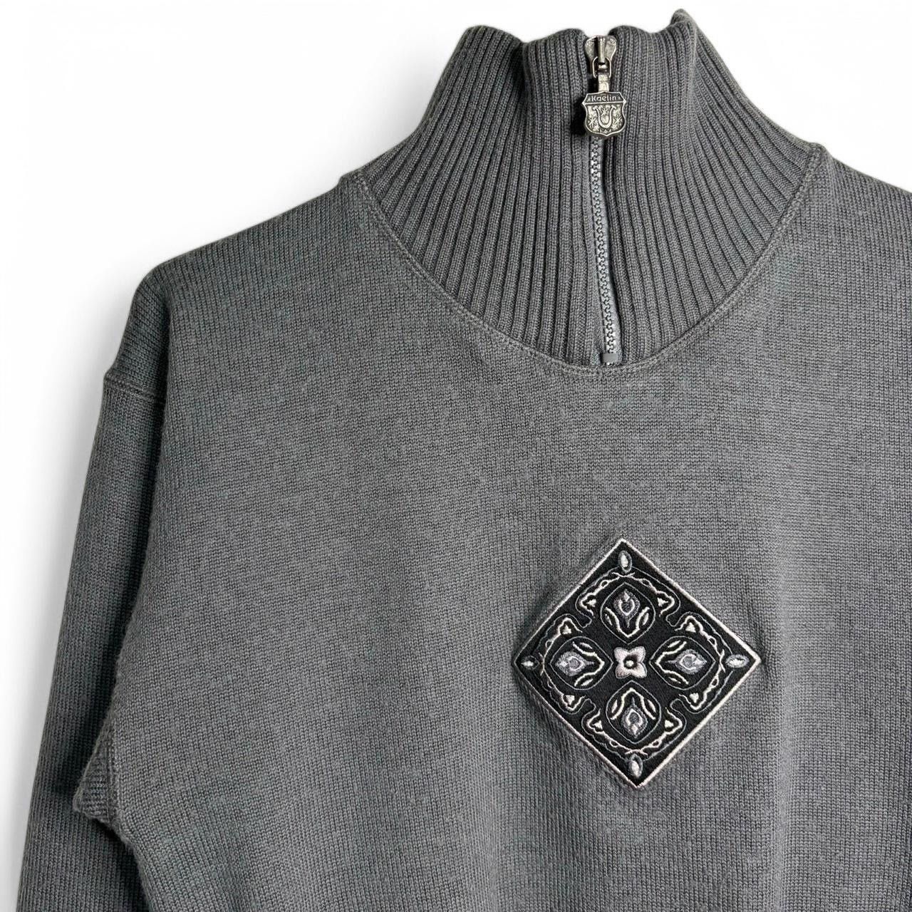 Vintage Vintage Y2K Grey Embroidered Mockneck Quarter Zip Sweater Size S / US 4 / IT 40 - 2 Thumbnail