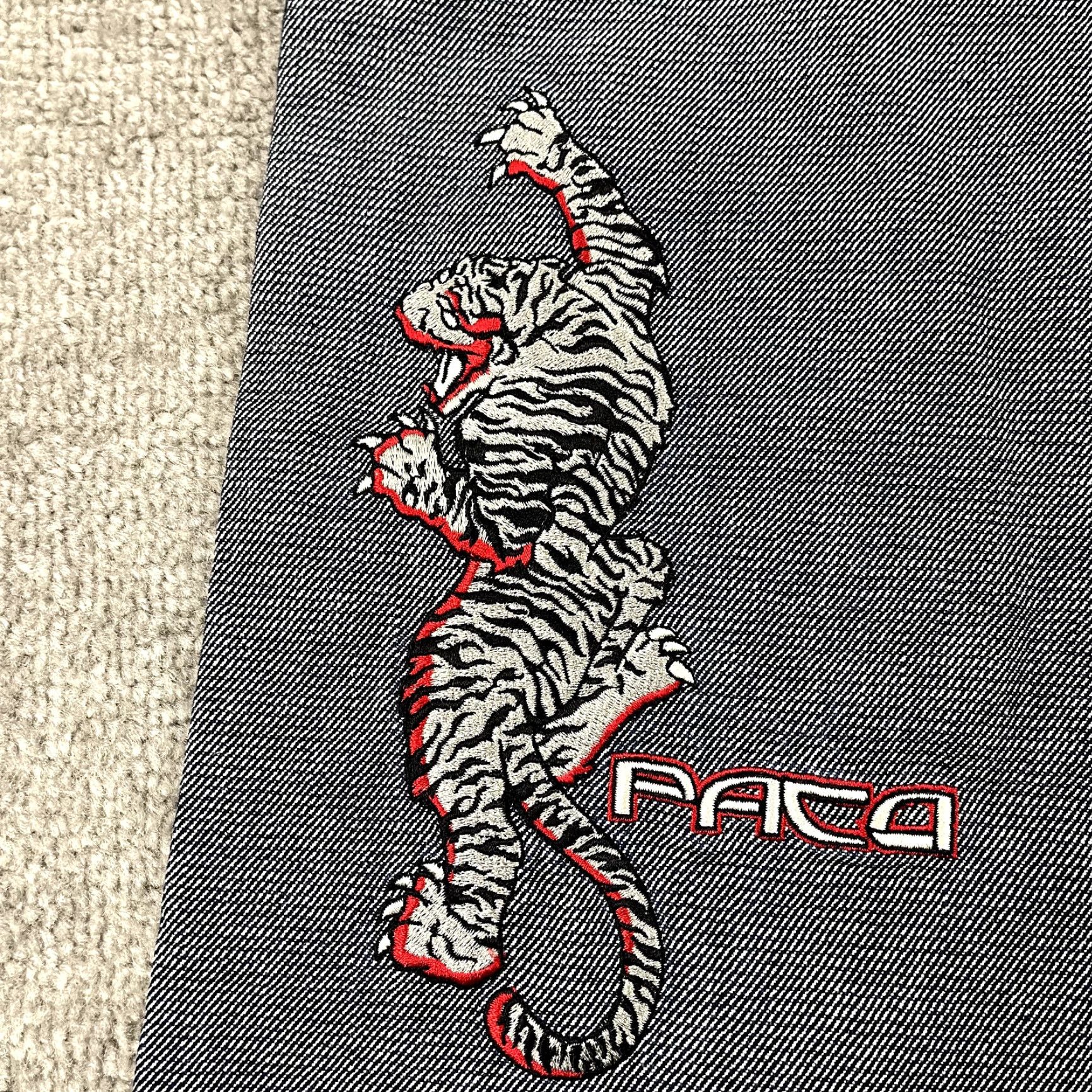 Vintage VINTAGE PACO Jeans Men’s 32x33 Denim Straight Fit Embroidered Dragon Tiger 90s Hip Hop Skater Blue Size US 32 / EU 48 - 4 Thumbnail