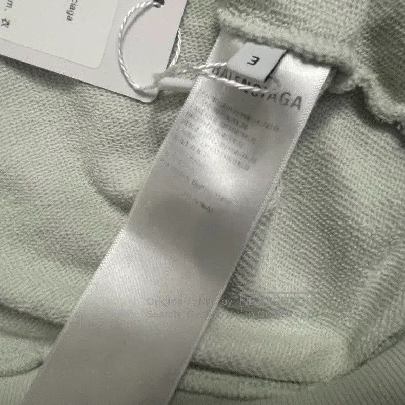 Balenciaga Balenciaga Faded Tape Coca-Cola Wave White Hooded Sweater Size US L / EU 52-54 / 3 - 3 Thumbnail