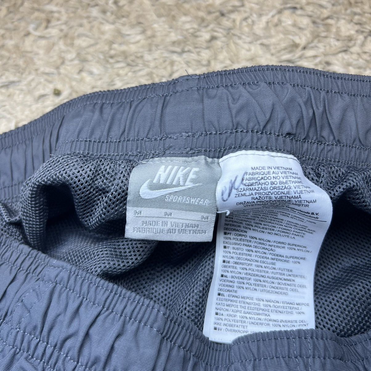 Nike Vintage Nike Pants Track Baggy Size M Air Max 95 Size US 31 - 14 Thumbnail