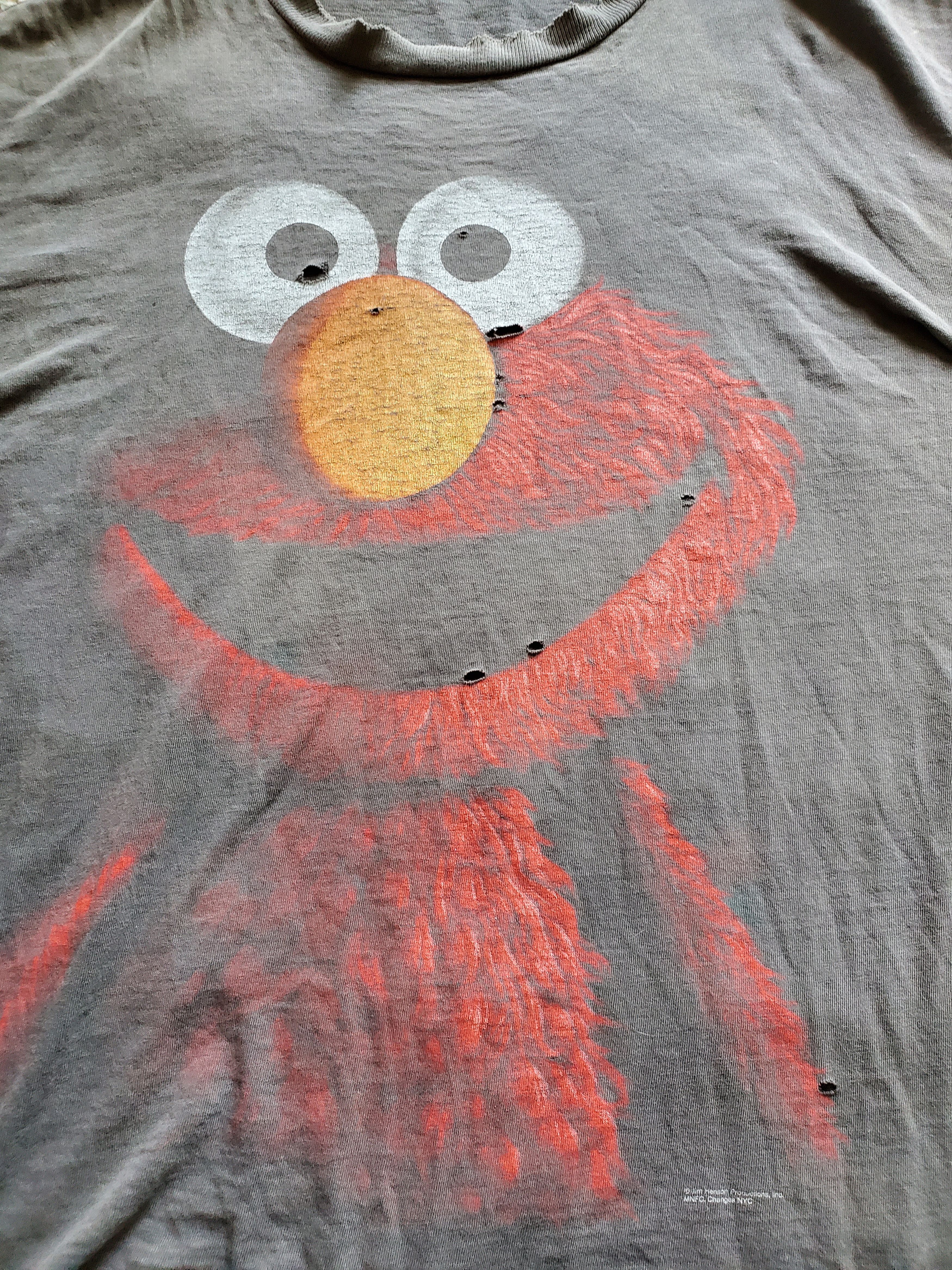 Vintage Distressed Vintage Elmo Shadow Tshirt Size US XL / EU 56 / 4 - 2 Thumbnail