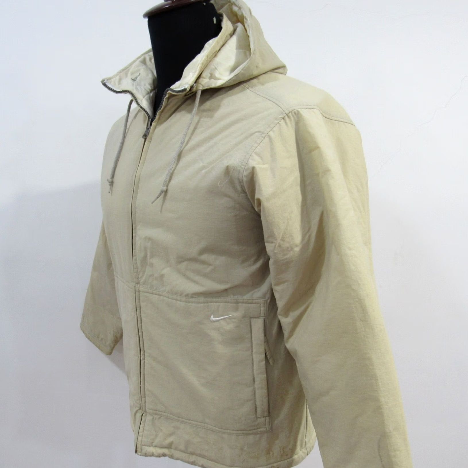 Nike Nike Reversible Quilted Showerproof Hooded Jacket Chest 38/40 UK M REF (12898) Size US M / EU 48-50 / 2 - 3 Thumbnail