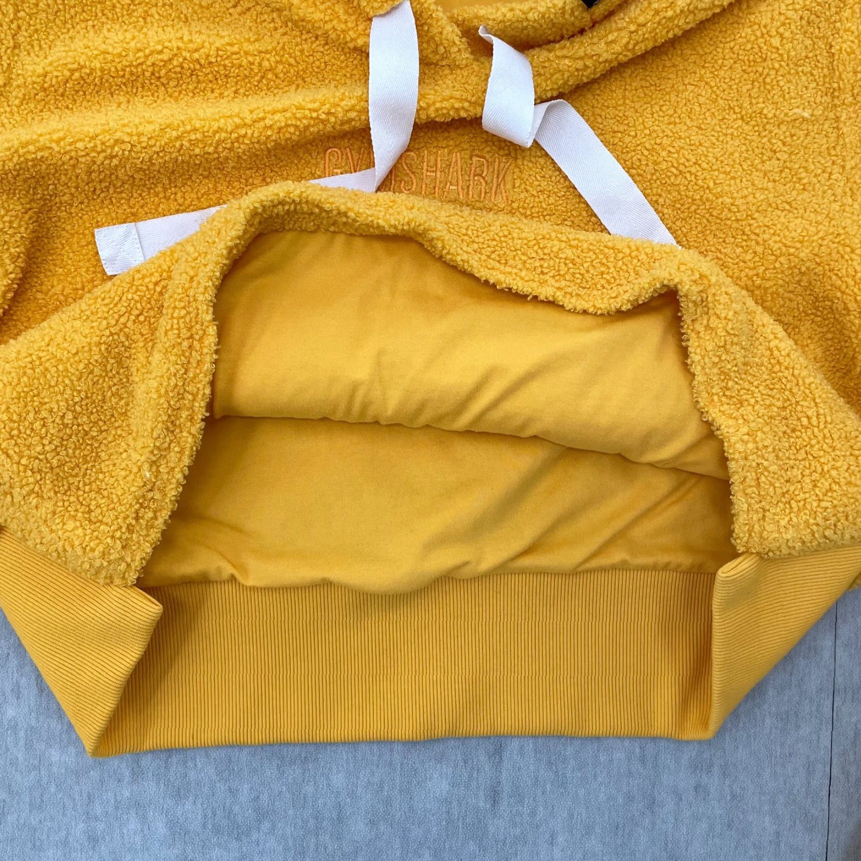 Gymshark GYMSHARK Hoodie Sweatshirt Womens Medium Yellow Pullover Crop Top Logo M Activewear Casual Fitness Ladies M Size M / US 6-8 / IT 42-44 - 7 Thumbnail