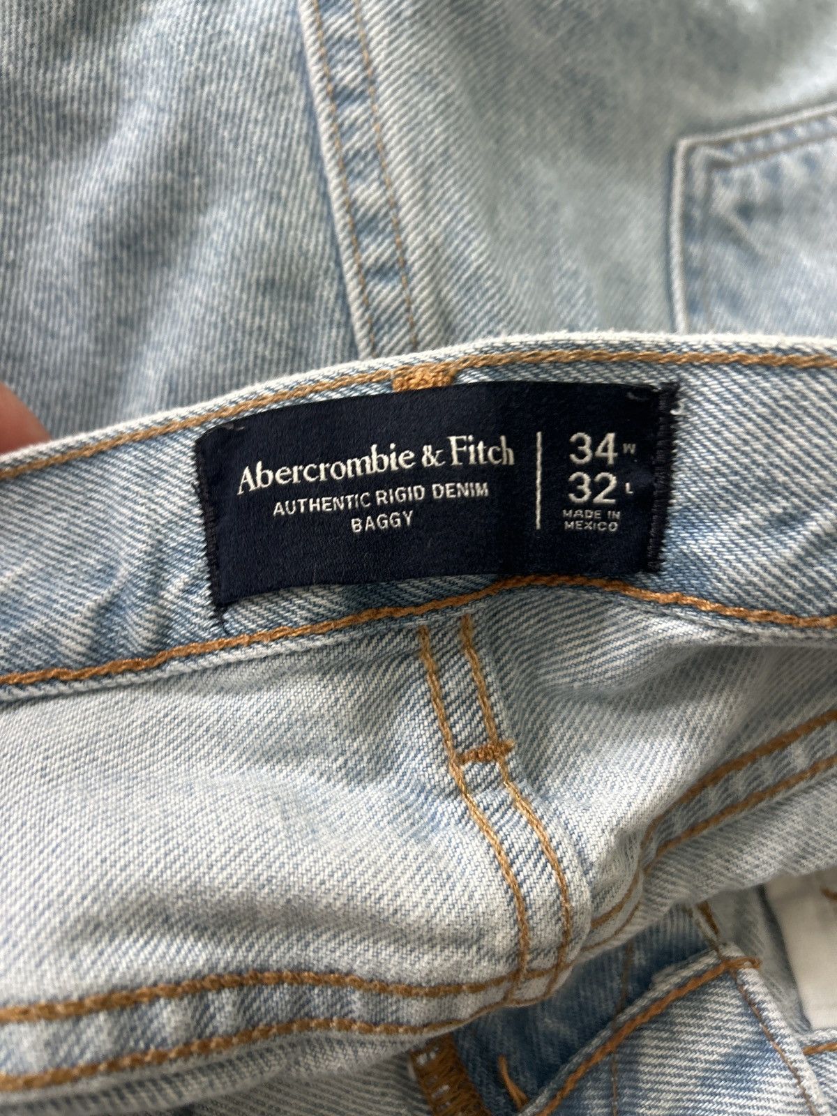 Abercrombie & Fitch Abercrombie & Fitch Baggy Jeans Size US 34 / EU 50 - 2 Thumbnail