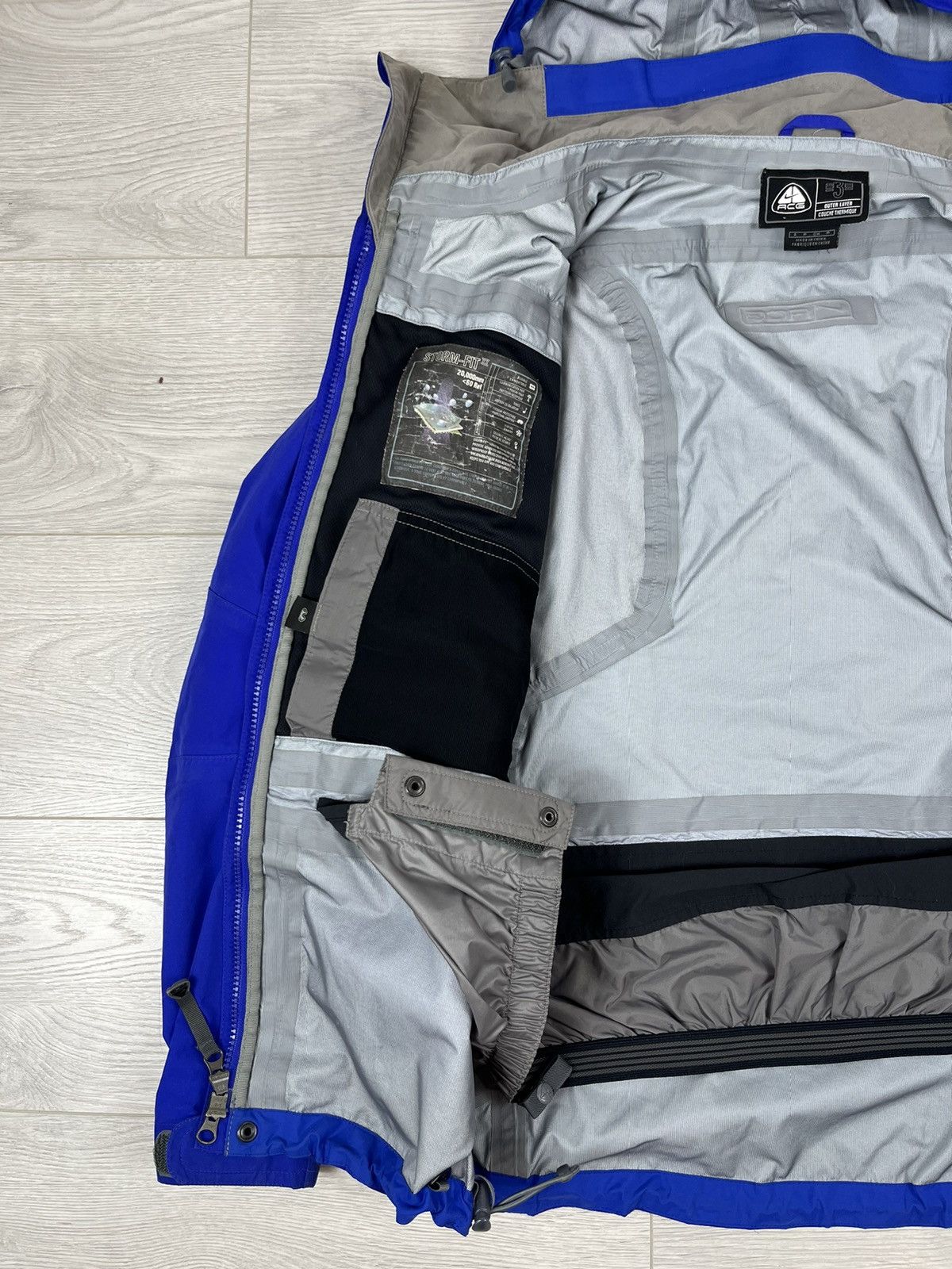 Vintage Nike ACG Vintage 00s Blue Waterproof Gorpcore Jacket Size US S / EU 44-46 / 1 - 18 Thumbnail
