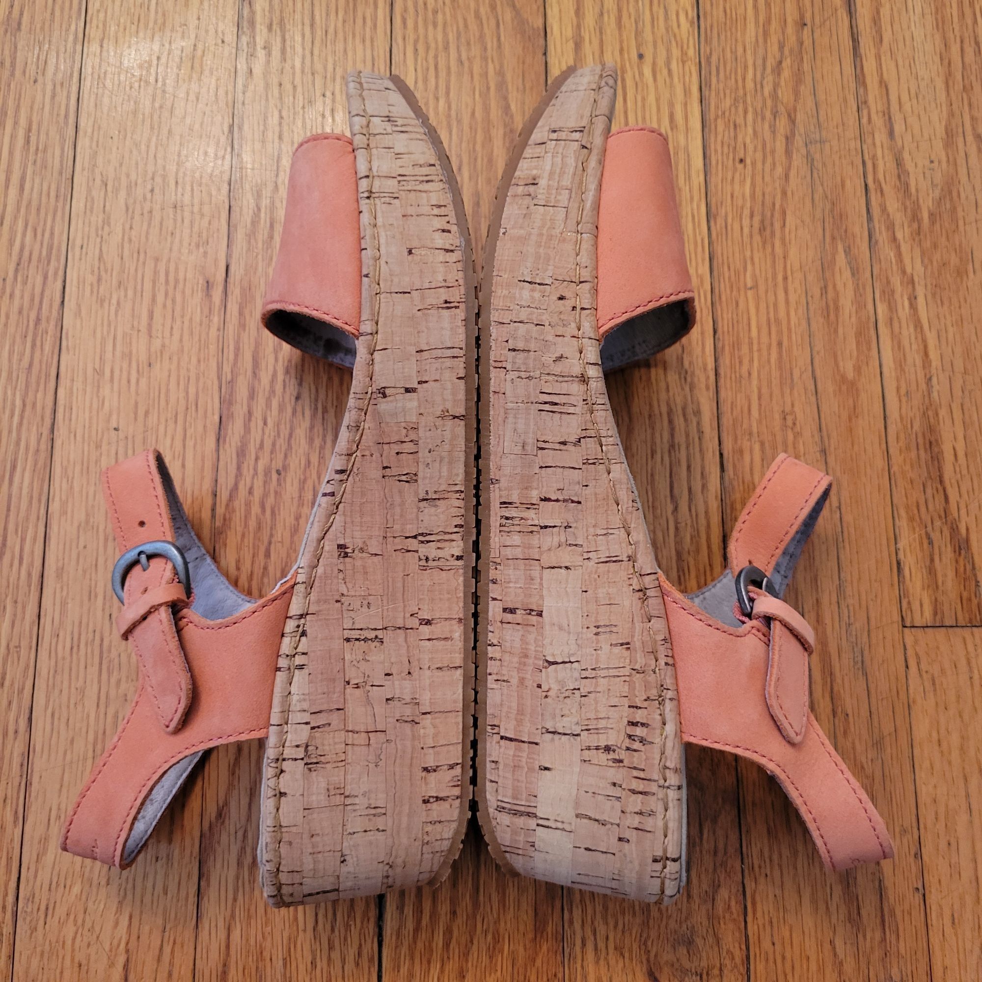 Eddie Bauer Eddie Bauer Cork Wedge Sandals 8.5 Orange KARA Summer Shoes Size US 8.5 / IT 38.5 - 4 Thumbnail