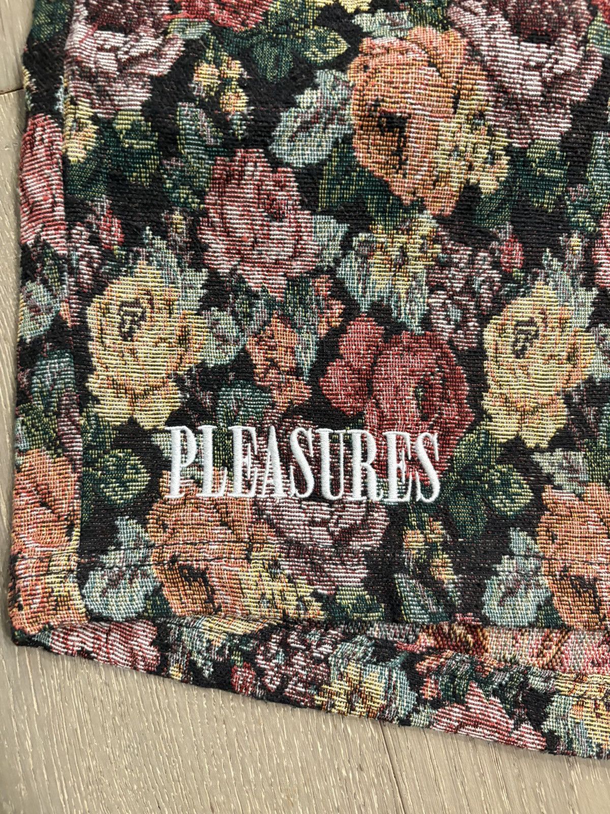 Pleasures Pleasures Floral Woven Shorts Size US 38 / EU 54 - 3 Thumbnail