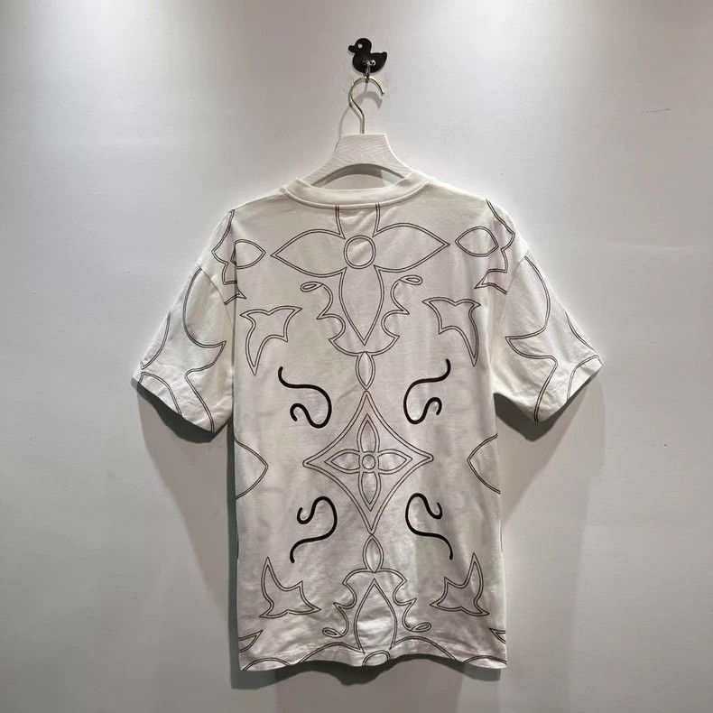 Louis Vuitton Louis Vuitton 2025 new sketch presbyopic short sleeve Size US XL / EU 56 / 4 - 3 Thumbnail