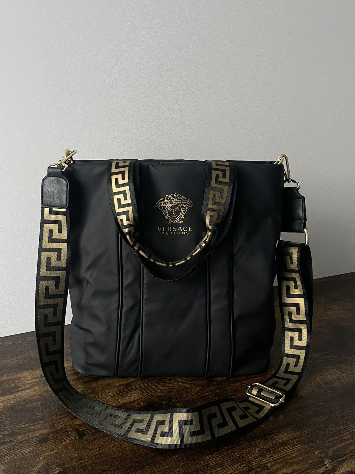 Versace Versace Parfums Hand Bags Luxury Black/Gold Size ONE SIZE - 3 Thumbnail