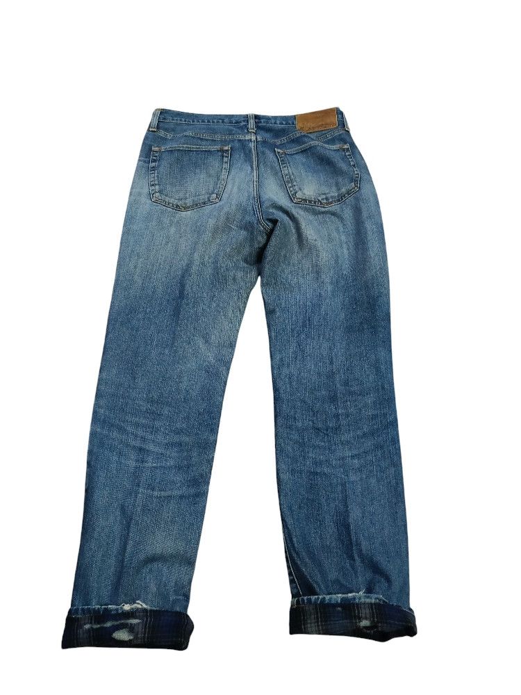 Eddie Bauer Eddie Bauer Distressed Denim Size US 33 - 2 Thumbnail
