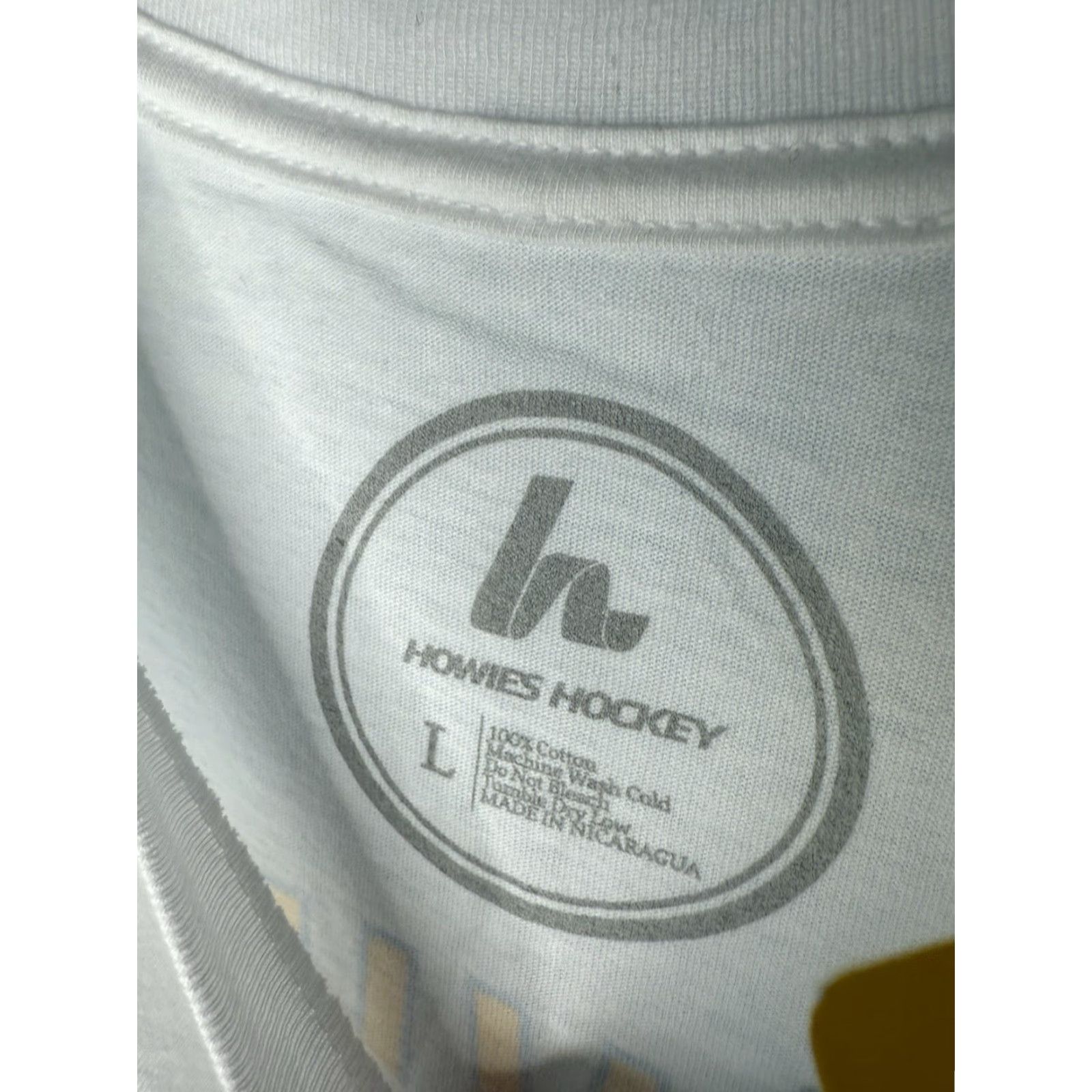 Vintage Howies T-Shirt Mens Large Graphic Logo White Blue Yellow Crew Neck Short Sleeve T-Shirt Size US L / EU 52-54 / 3 - 4 Thumbnail