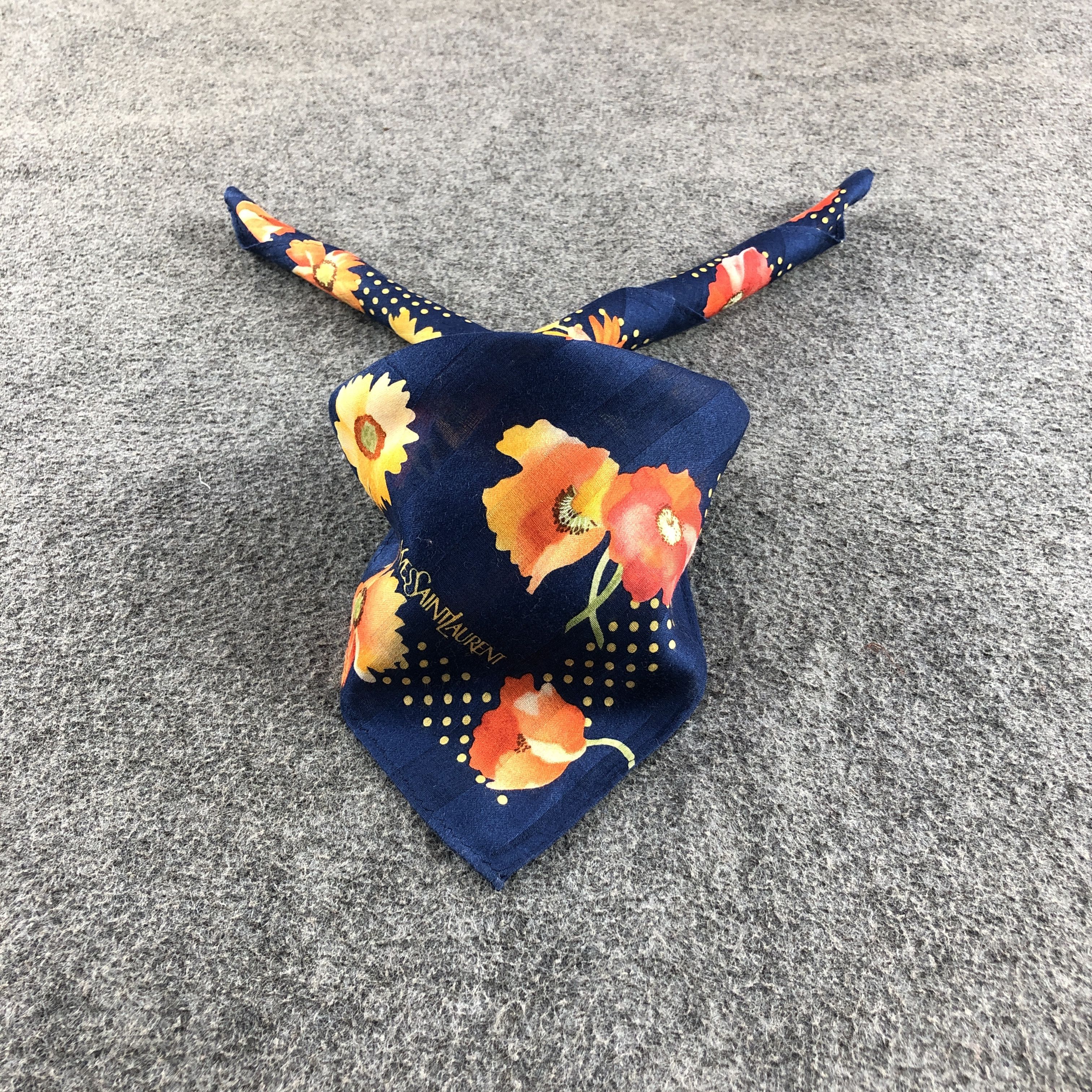 Yves Saint Laurent Handkerchief Neckerchief Bandana H2789