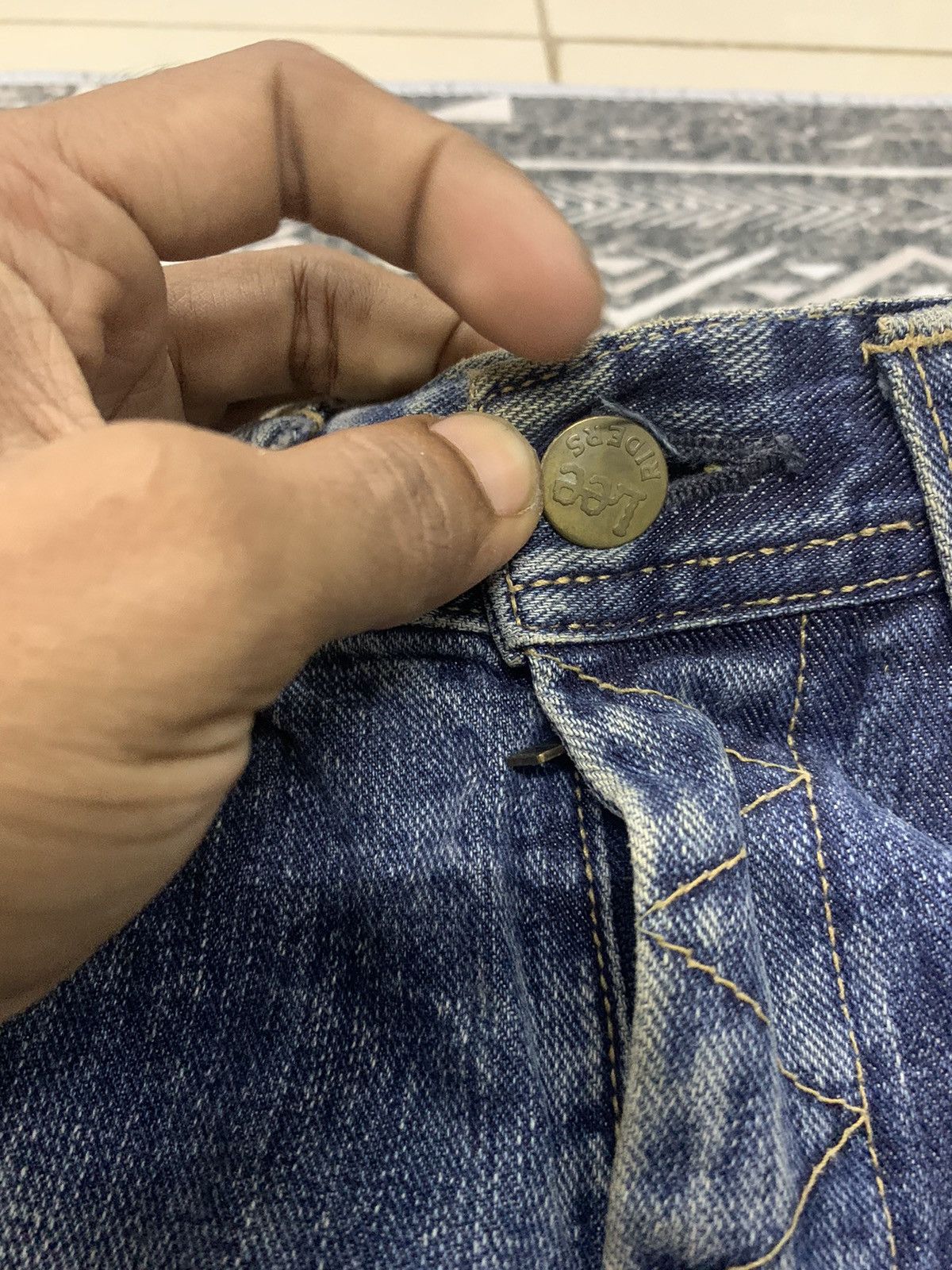 Japanese Brand ❌FLARE❌90s LEE FLARE PANT BUTTON BOTTOM RARE Size US 30 / EU 46 - 9 Thumbnail