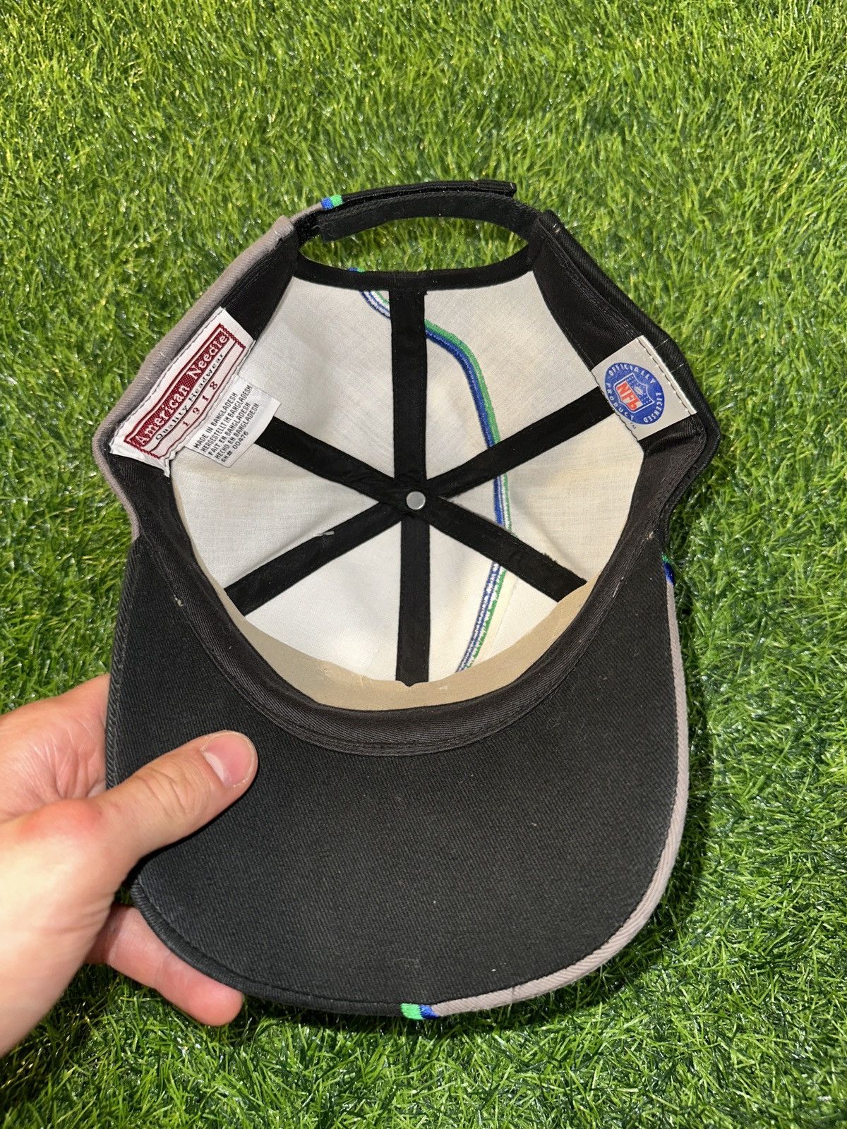 NFL Vintage nfl seattle seahawks adjustable velcro hat Size ONE SIZE - 5 Thumbnail