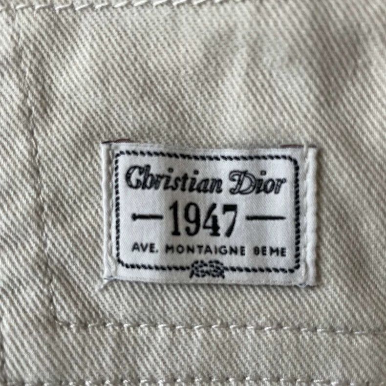 Dior Dior 1947 solid color casual straight shorts 2502-Nextarrow Size US 31 - 4 Thumbnail