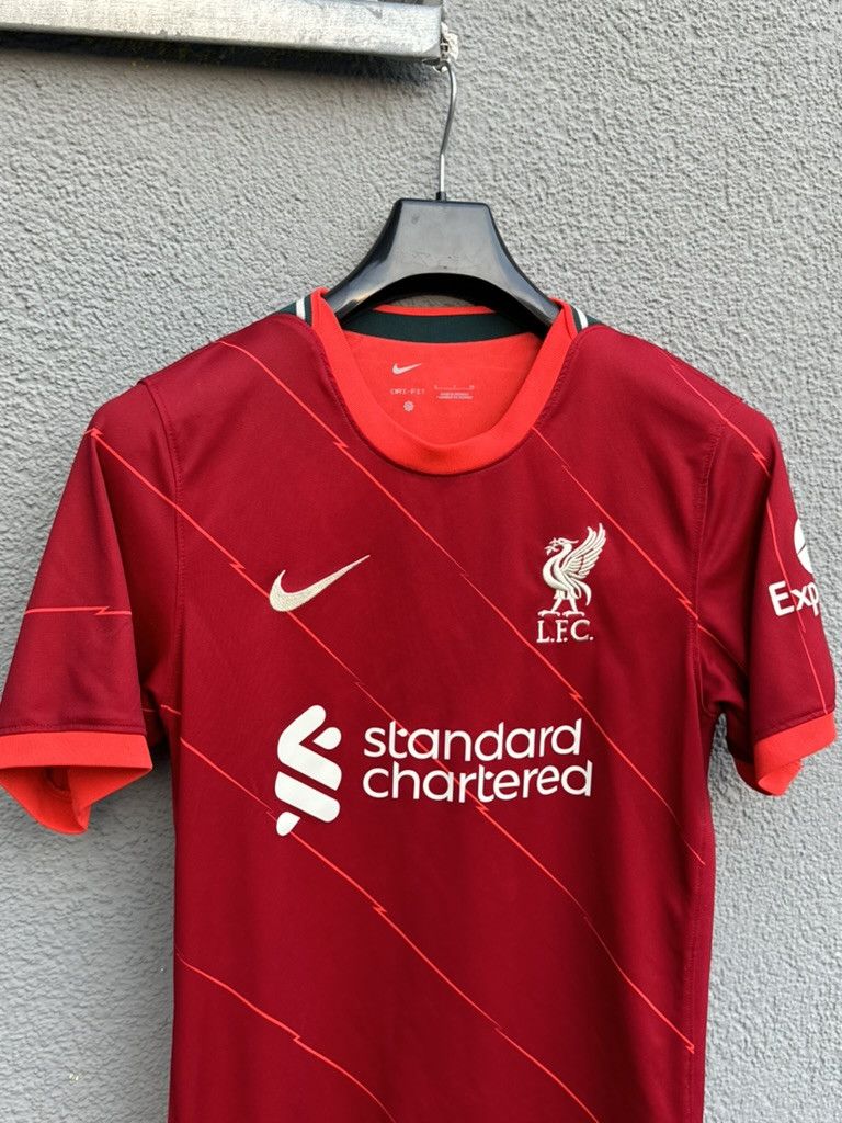 Nike LIVERPOOL 2020 2021 HOME FOOTBALL SHIRT SOCCER JERSEY NIKE Size US S / EU 44-46 / 1 - 3 Thumbnail