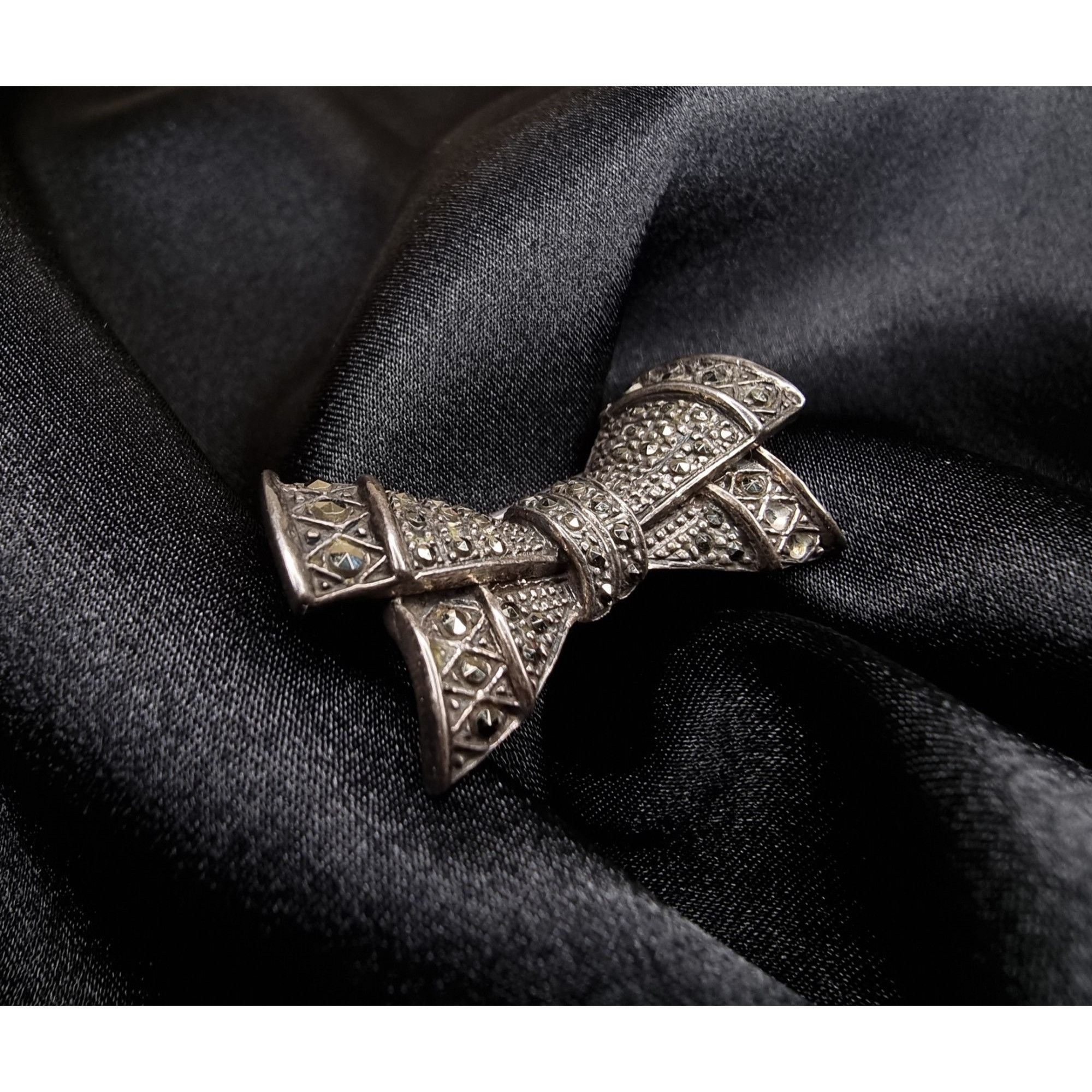 Vintage Vintage 925 Sterling Silver Marcasite Bow Brooch Pin Elegant Size ONE SIZE - 1 Thumbnail