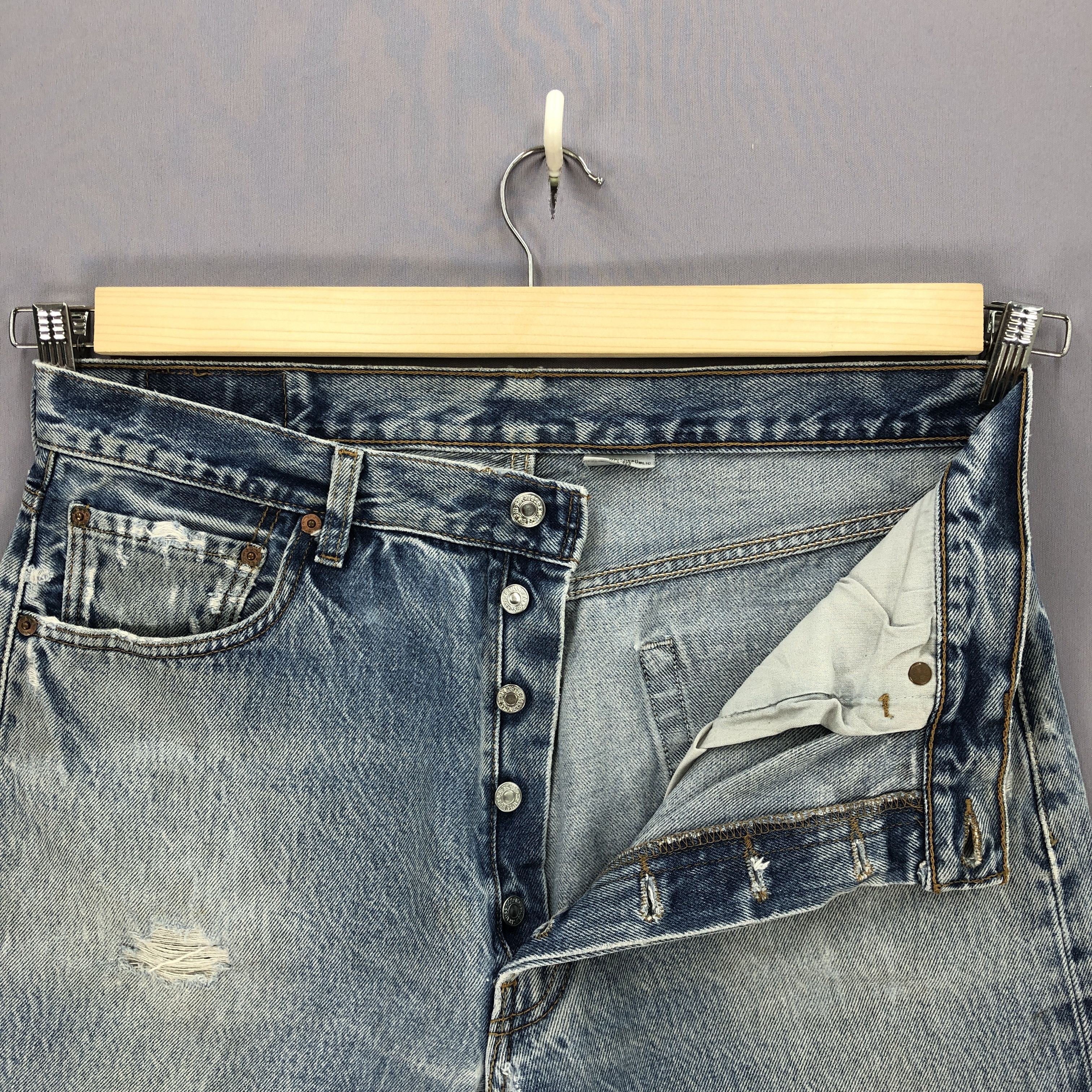 Levi's × Vintage Vintage Y2K Levis 501 Jeans Levi's Faded Light Wash Denim Size US 36 / EU 52 - 6 Thumbnail