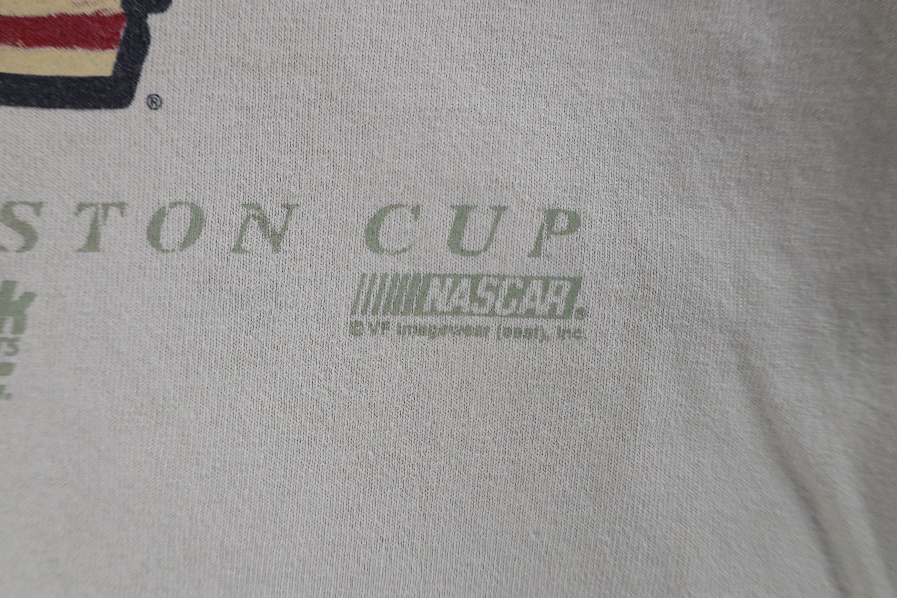 Vintage Vintage Y2K 2001 NASCAR Spell Out Jeff Gordon Racing T-Shirt Size US L / EU 52-54 / 3 - 9 Thumbnail