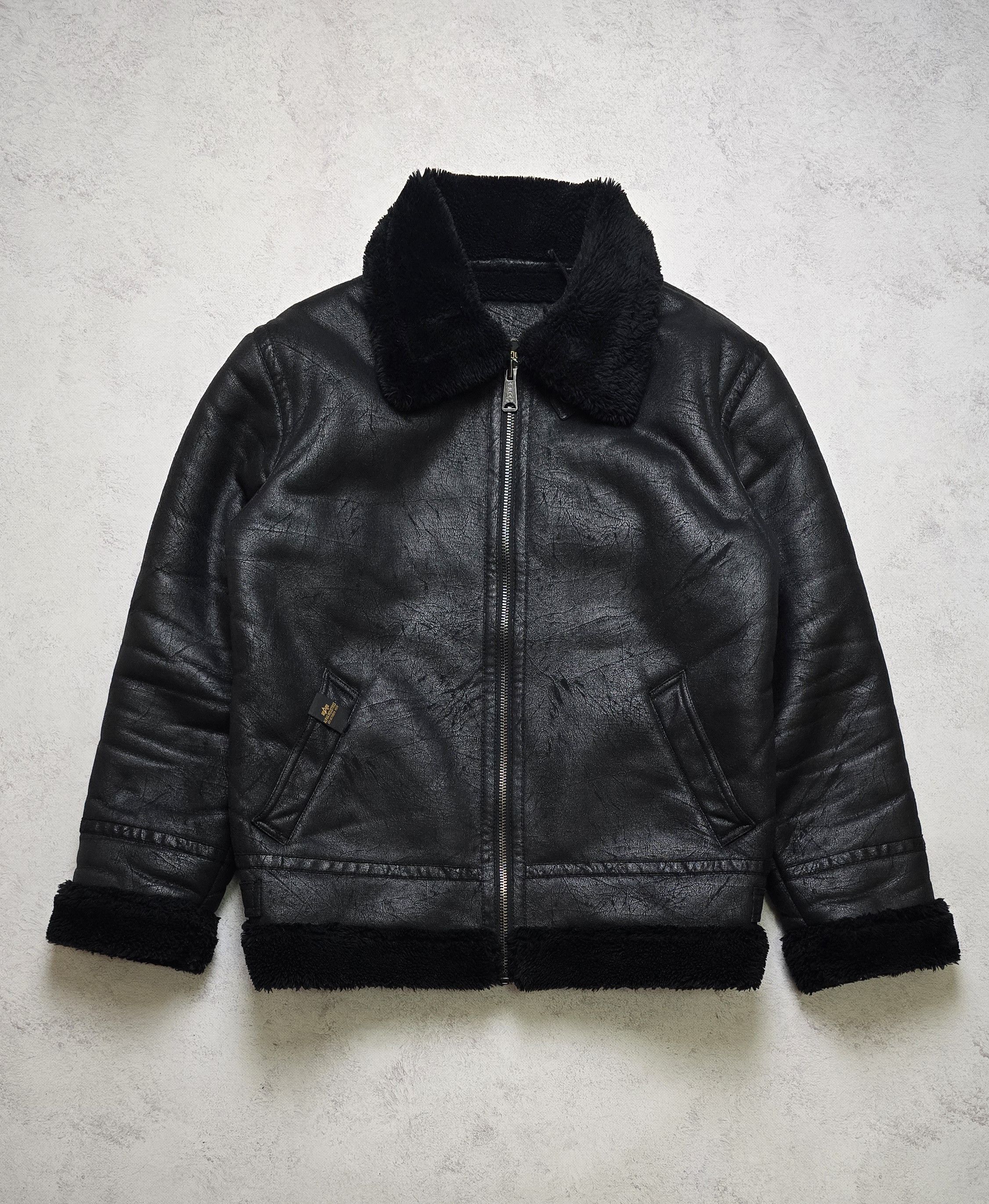 Alpha Industries Alpha Industries B3 Aviator Bomber Jacket Faux Shearling Size US L / EU 52-54 / 3 - 1 Thumbnail