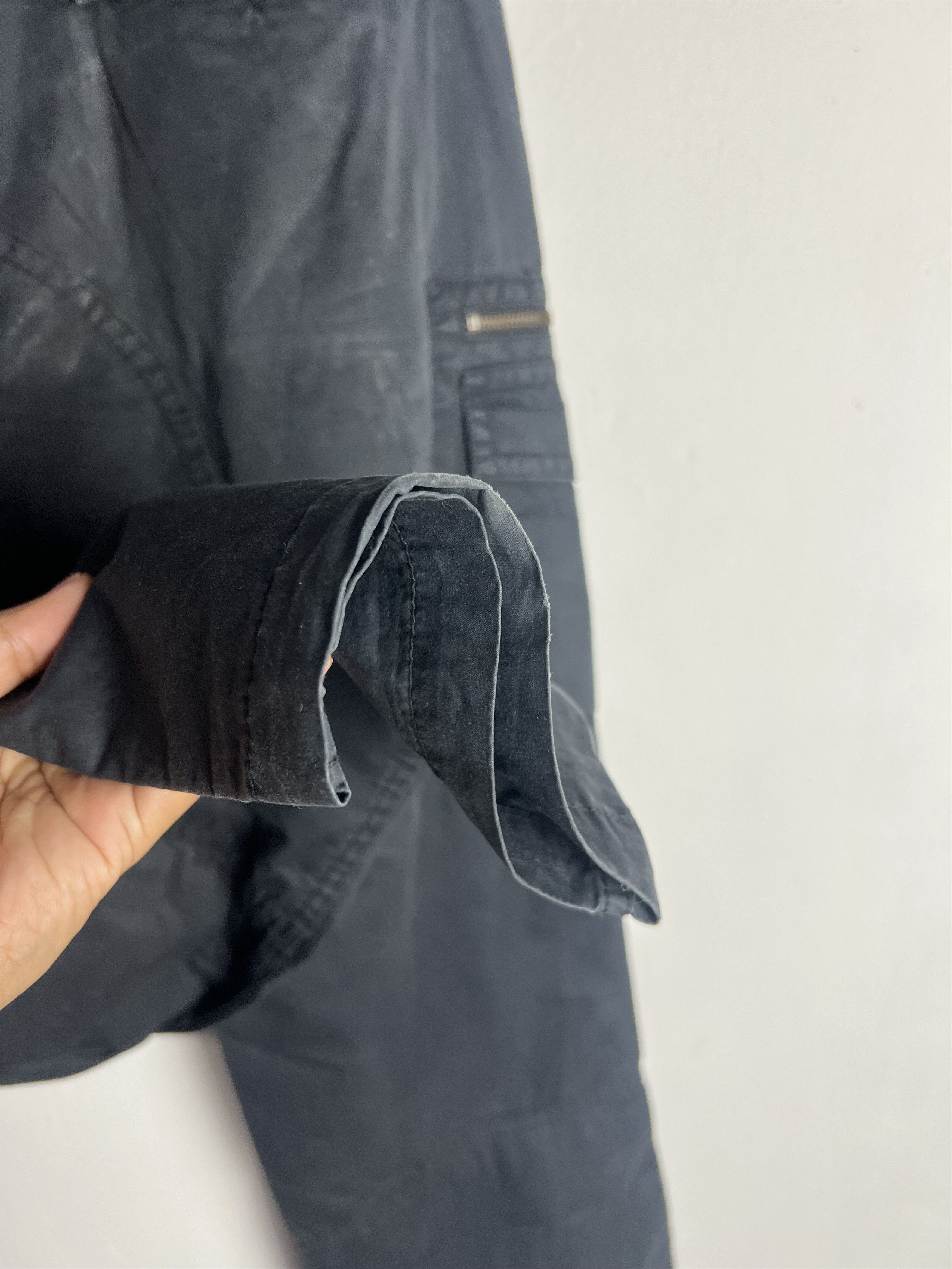 Burberry BURBERRY BLUE LABEL MULTIPOCKET CARGO PANT Size US 34 / EU 50 - 19 Thumbnail