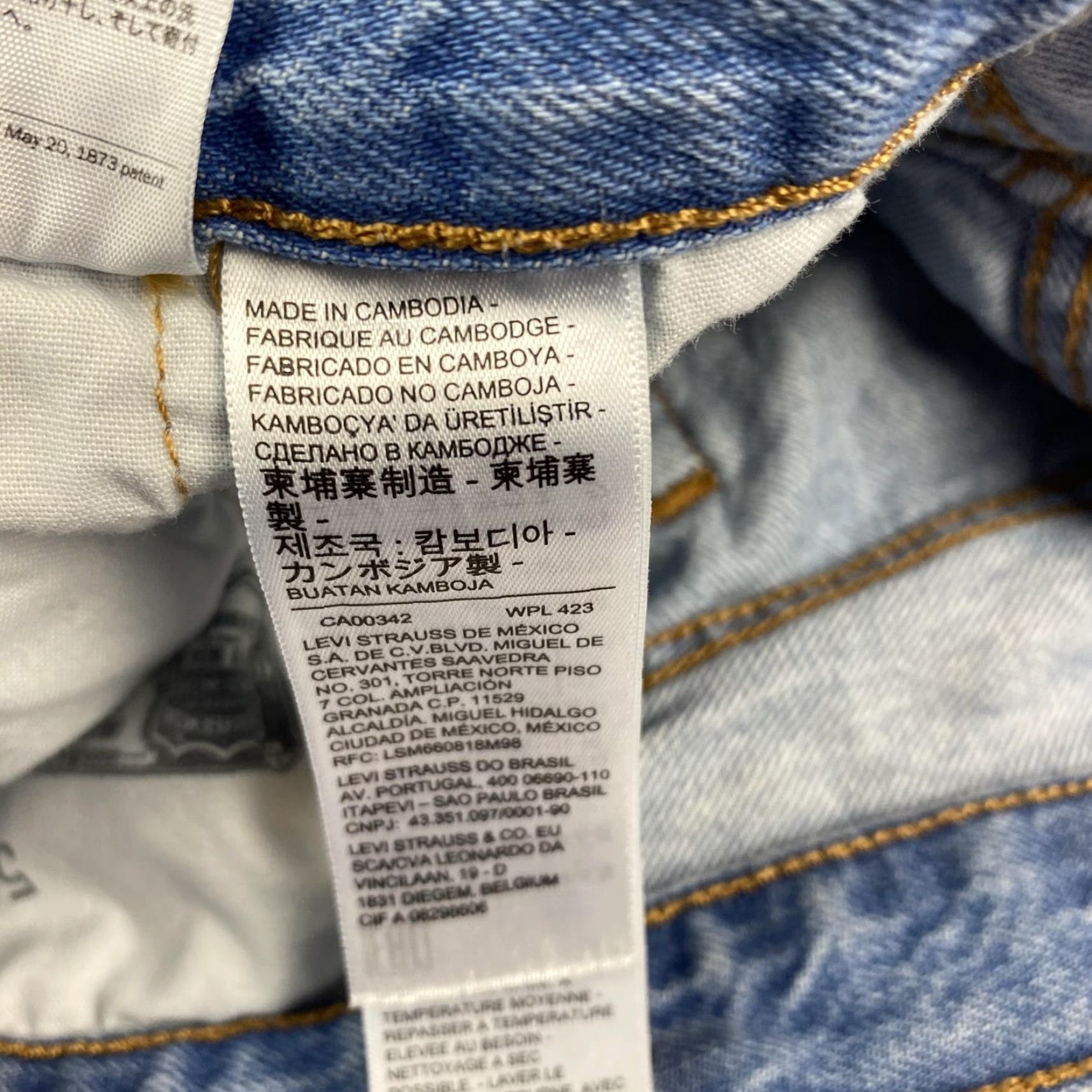 Levi's VINTAGE Levis 501 Shorts Women 26 Distressed Denim High Rise Blue Cut-Off Frayed Hem Size 26" / US 2 / IT 38 - 6 Thumbnail