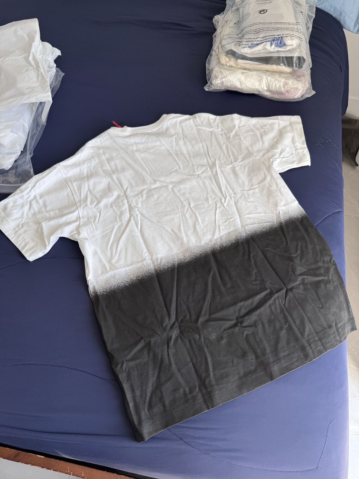 Kith Kith x Sopranos Mens Ombre Poster Vintage Tee White Size S Size US S / EU 44-46 / 1 - 5 Thumbnail