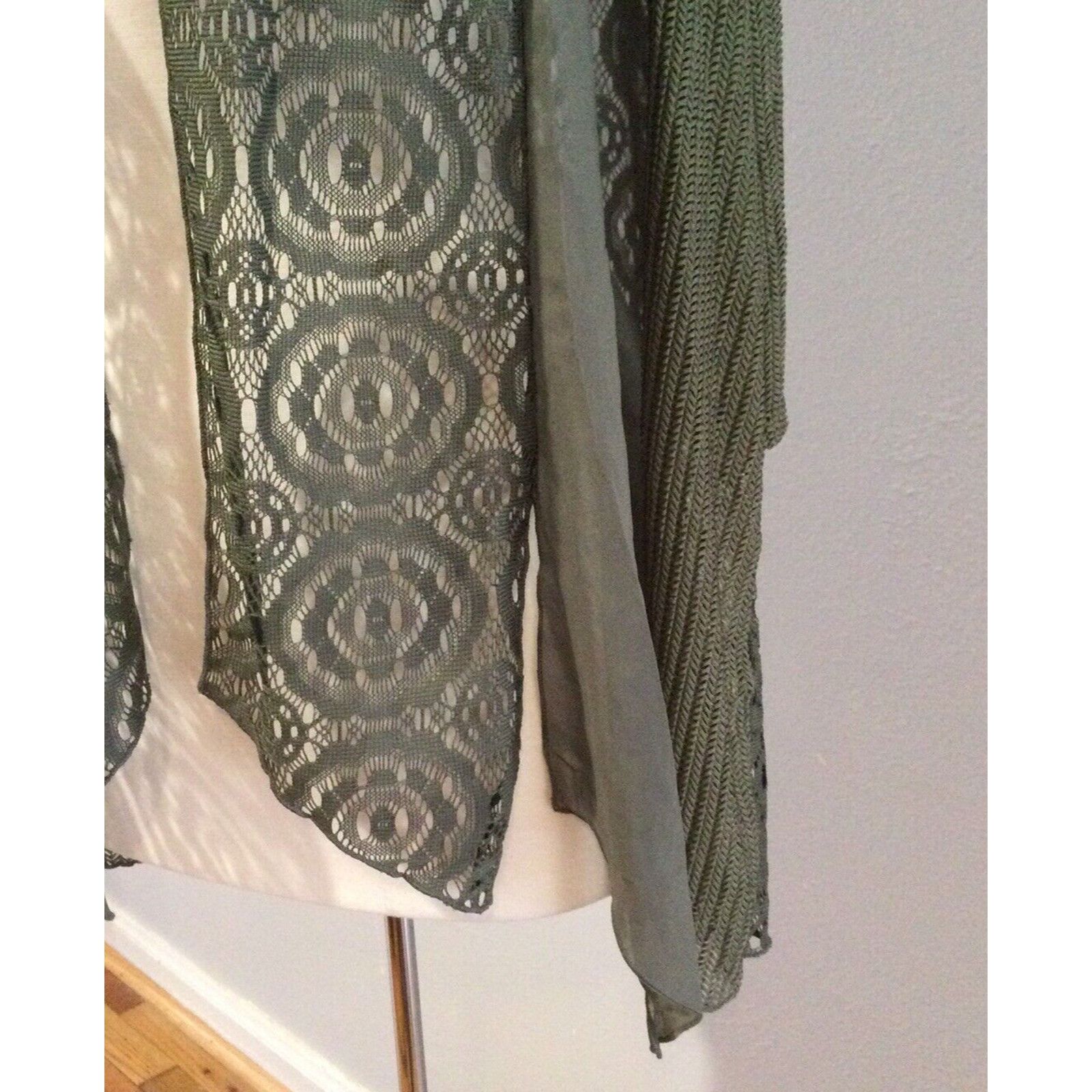 Chicos Chicos Travelers Green Crochet Jacket 3/4 Sleeve 1/M Size M / US 6-8 / IT 42-44 - 4 Thumbnail