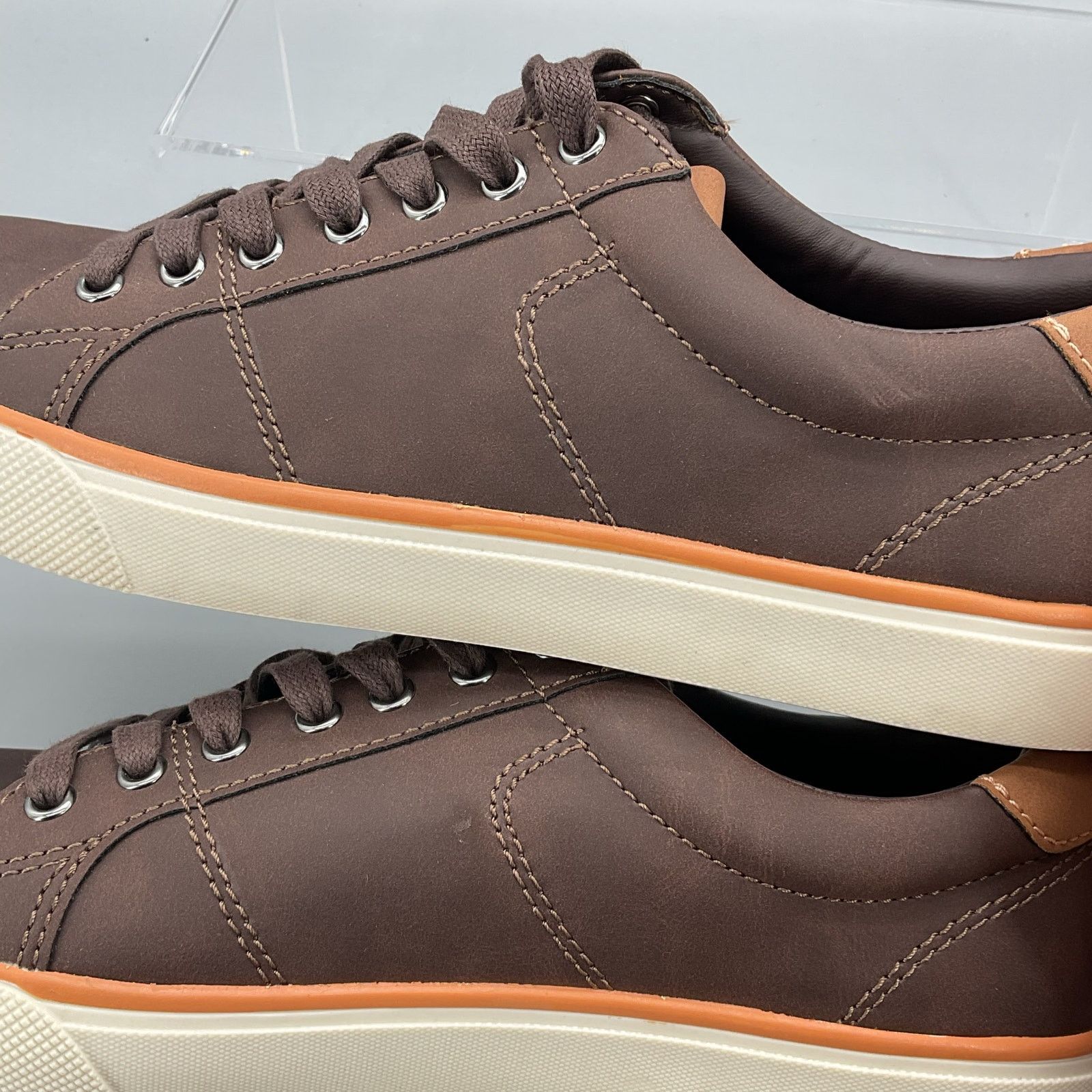 NEW Club Room Men Dominic Tennis Style Sneaker Brown Size 8M display picture 1
