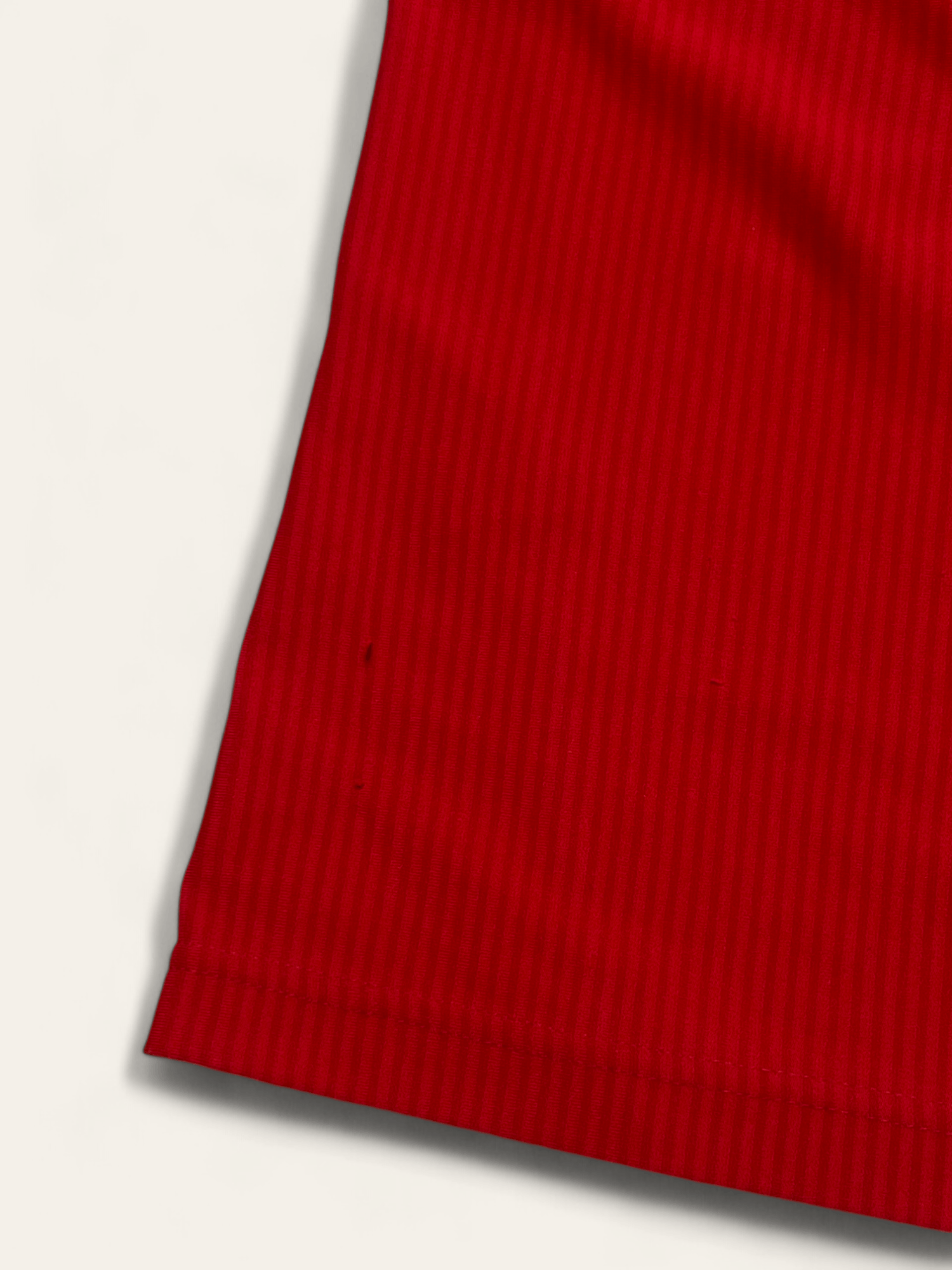 Vintage 1996 Vintage LIVERPOOL HENCHOZ Red Soccer Football Jersey Size US S / EU 44-46 / 1 - 9 Thumbnail