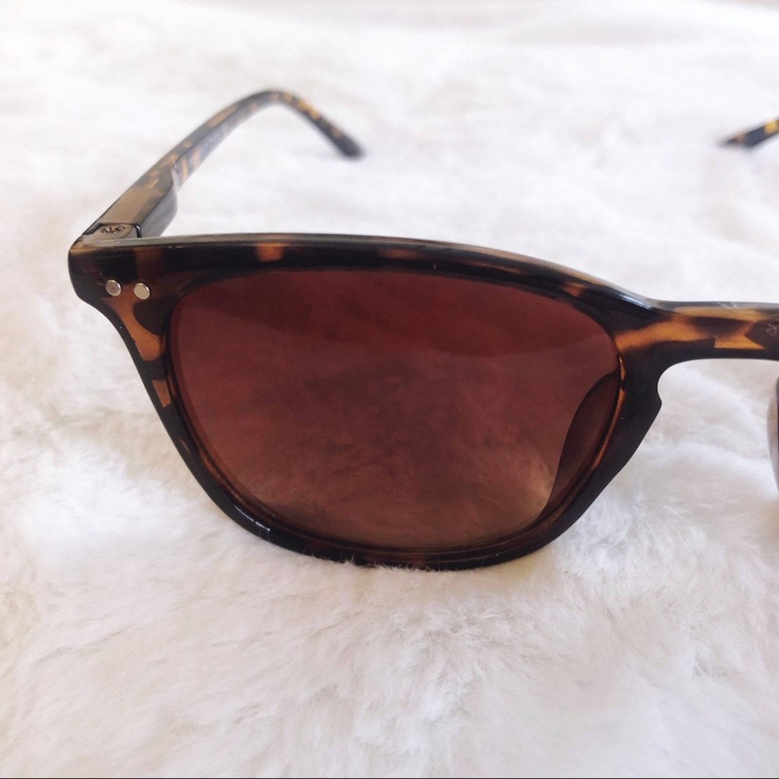 Other Jessica Brown Classic Aviators Oval Sunglasses Size ONE SIZE - 7 Thumbnail