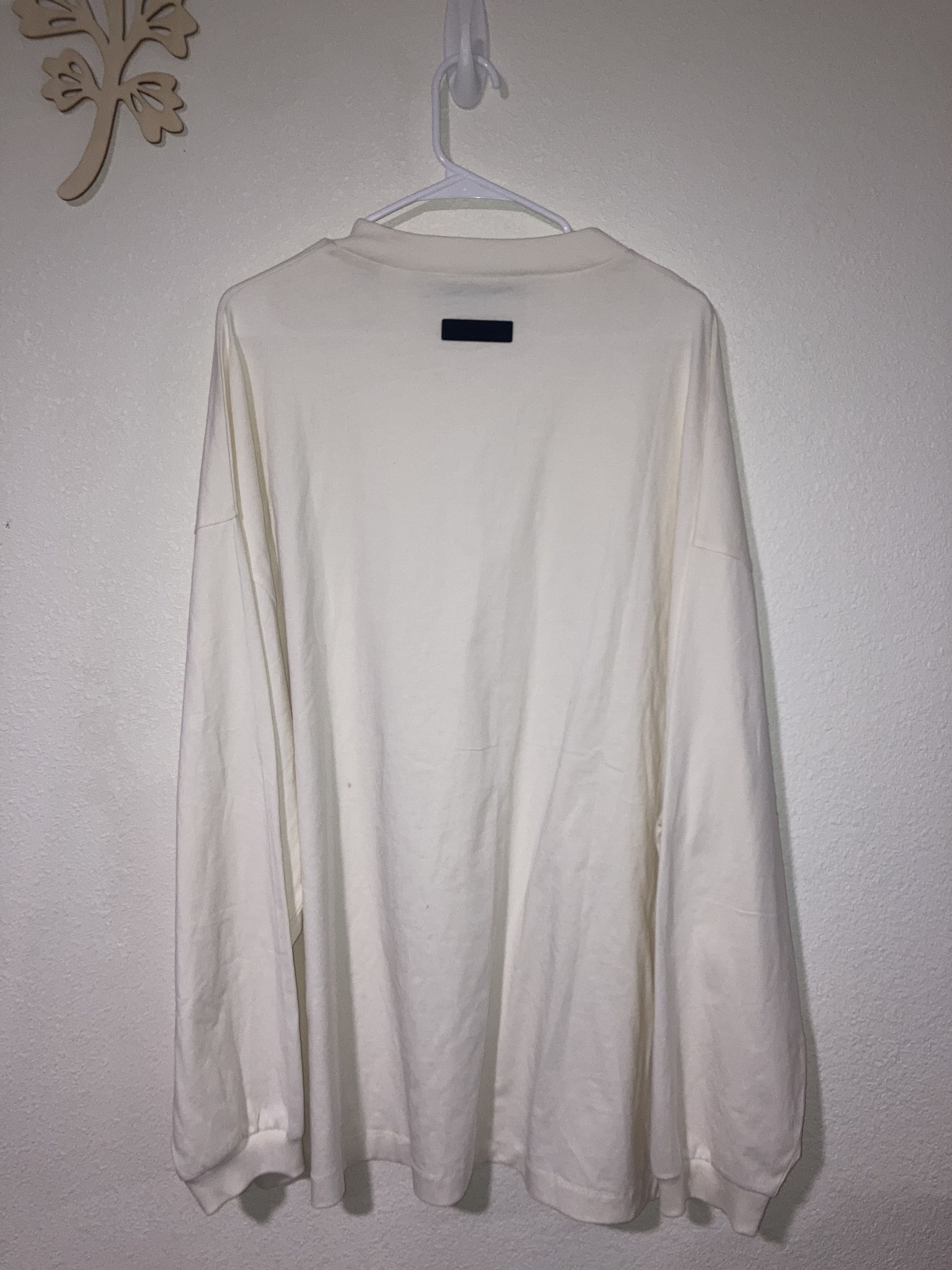 Essentials × Fear of God Fear of God Essentials Essentials Long Sleeve T-Shirt Size US L / EU 52-54 / 3 - 4 Thumbnail